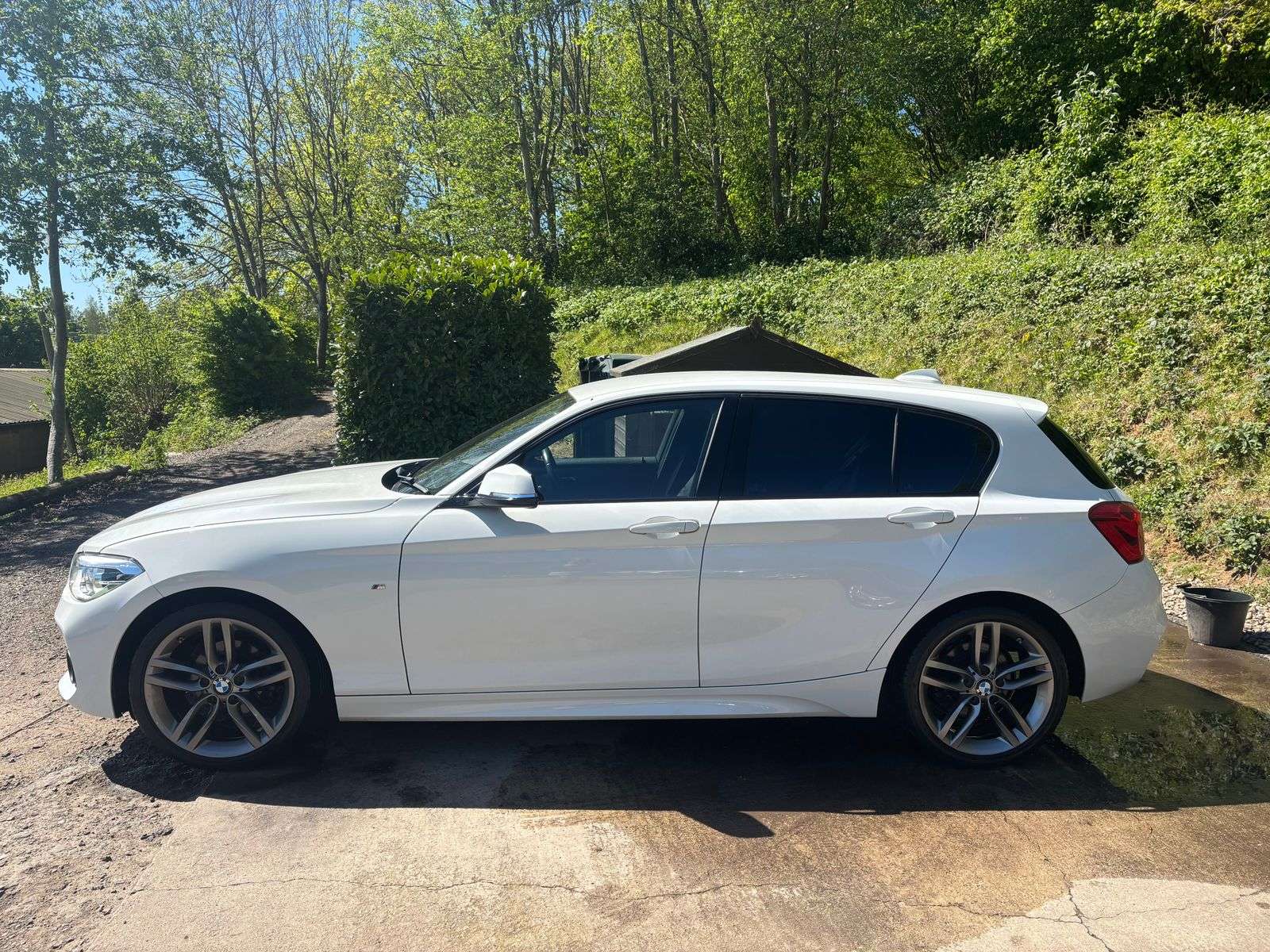 2017 BMW 1 SERIES 2017 BMW 1 SERIES