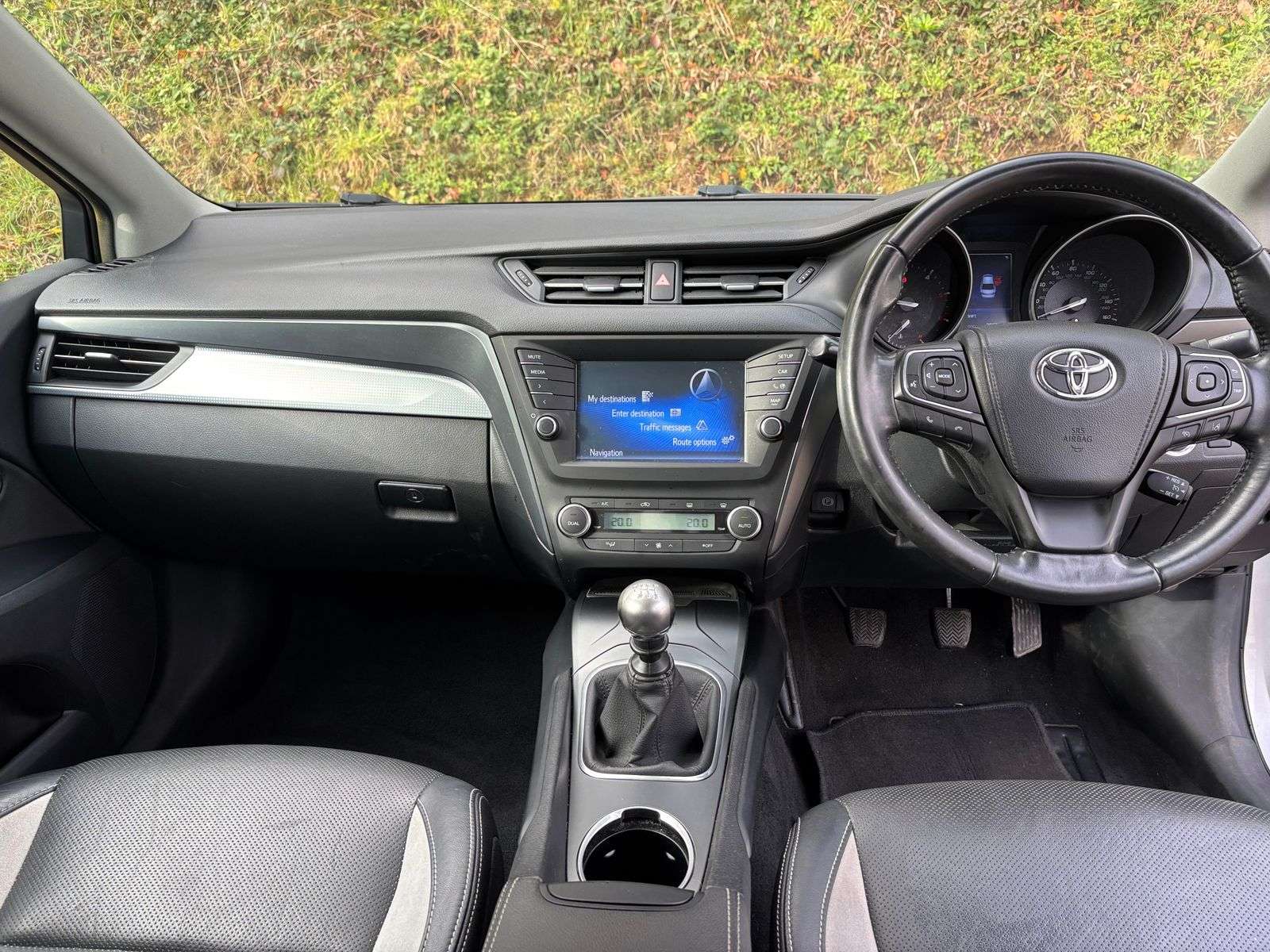 2016 TOYOTA AVENSIS 2016 TOYOTA AVENSIS
