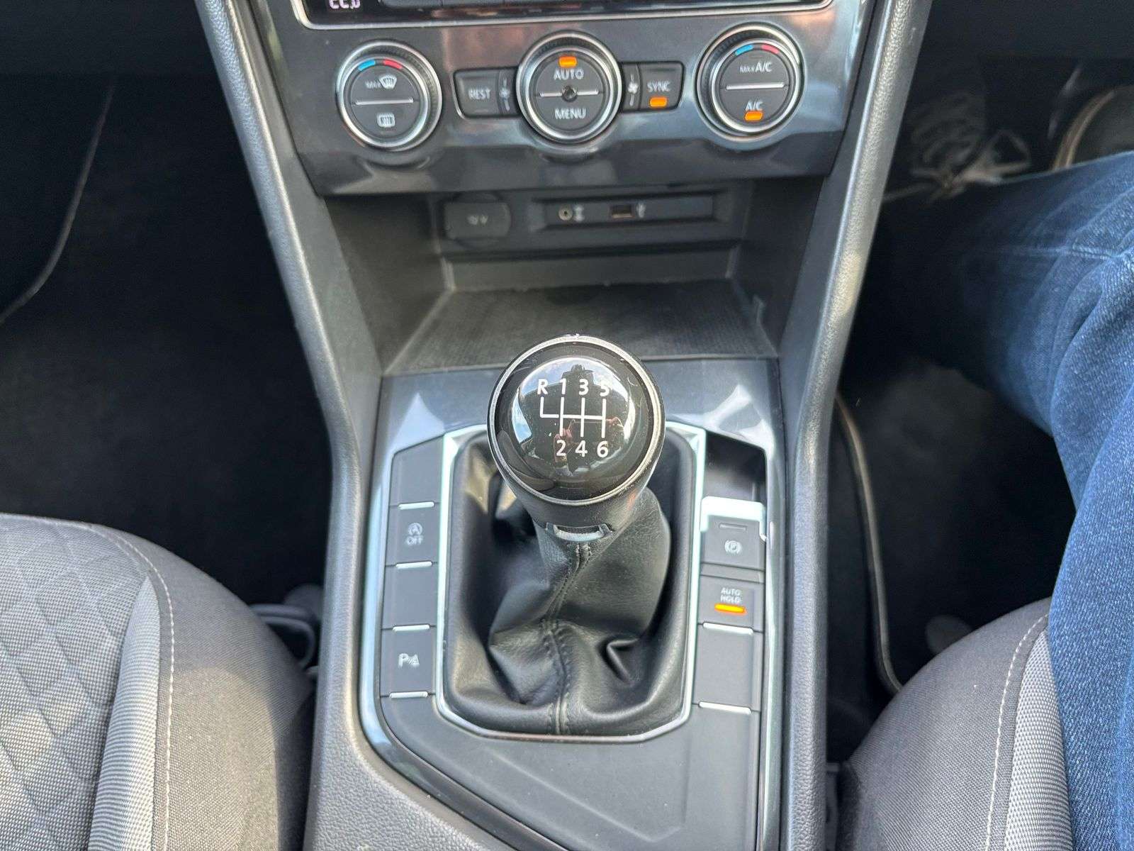 2018 VOLKSWAGEN TIGUAN 2018 VOLKSWAGEN TIGUAN