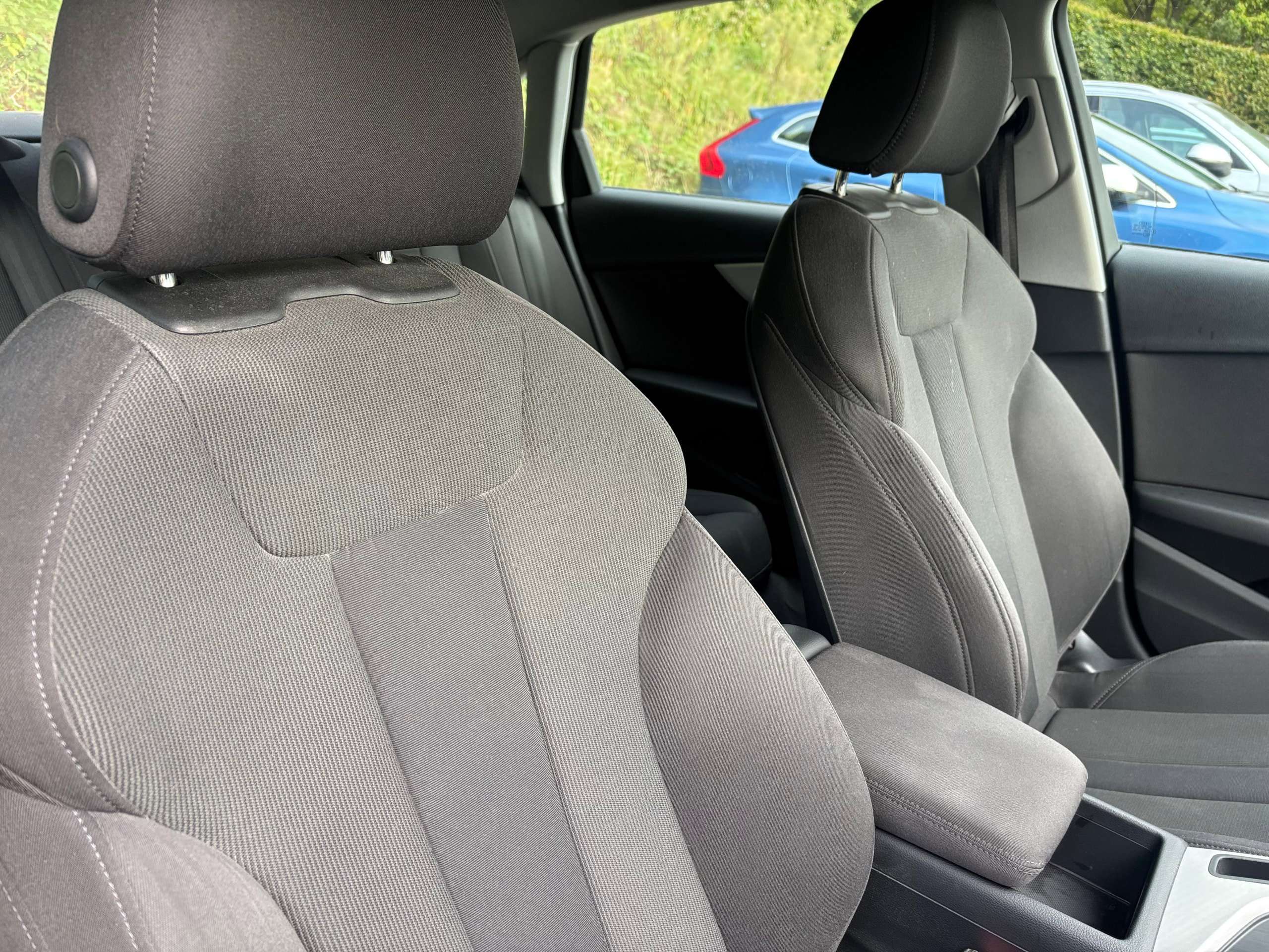 2016 AUDI A4 2016 AUDI A4