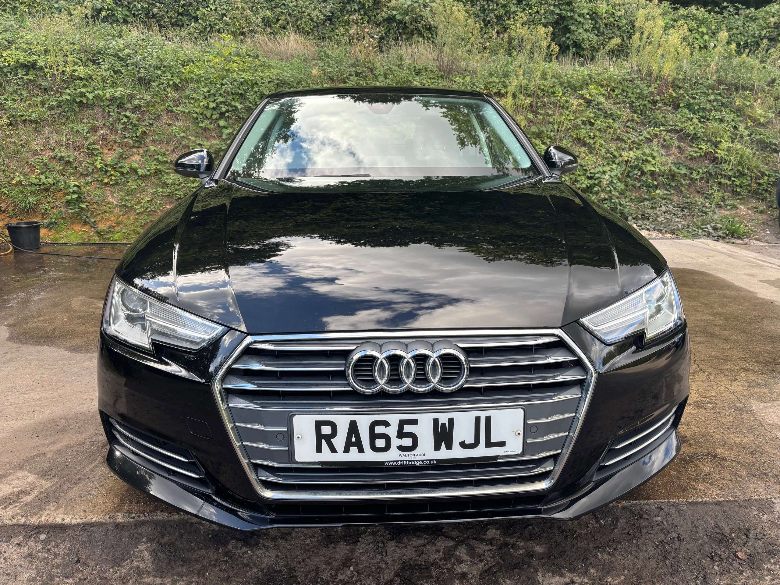 A 2016 AUDI A4 2.0 TDI ultra SE Saloon 4dr Diesel Manual Euro 6 (s/s) (150 ps) A 2016 AUDI A4 2.0 TDI ultra SE Saloon 4dr Diesel Manual Euro 6 (s/s) (150 ps)