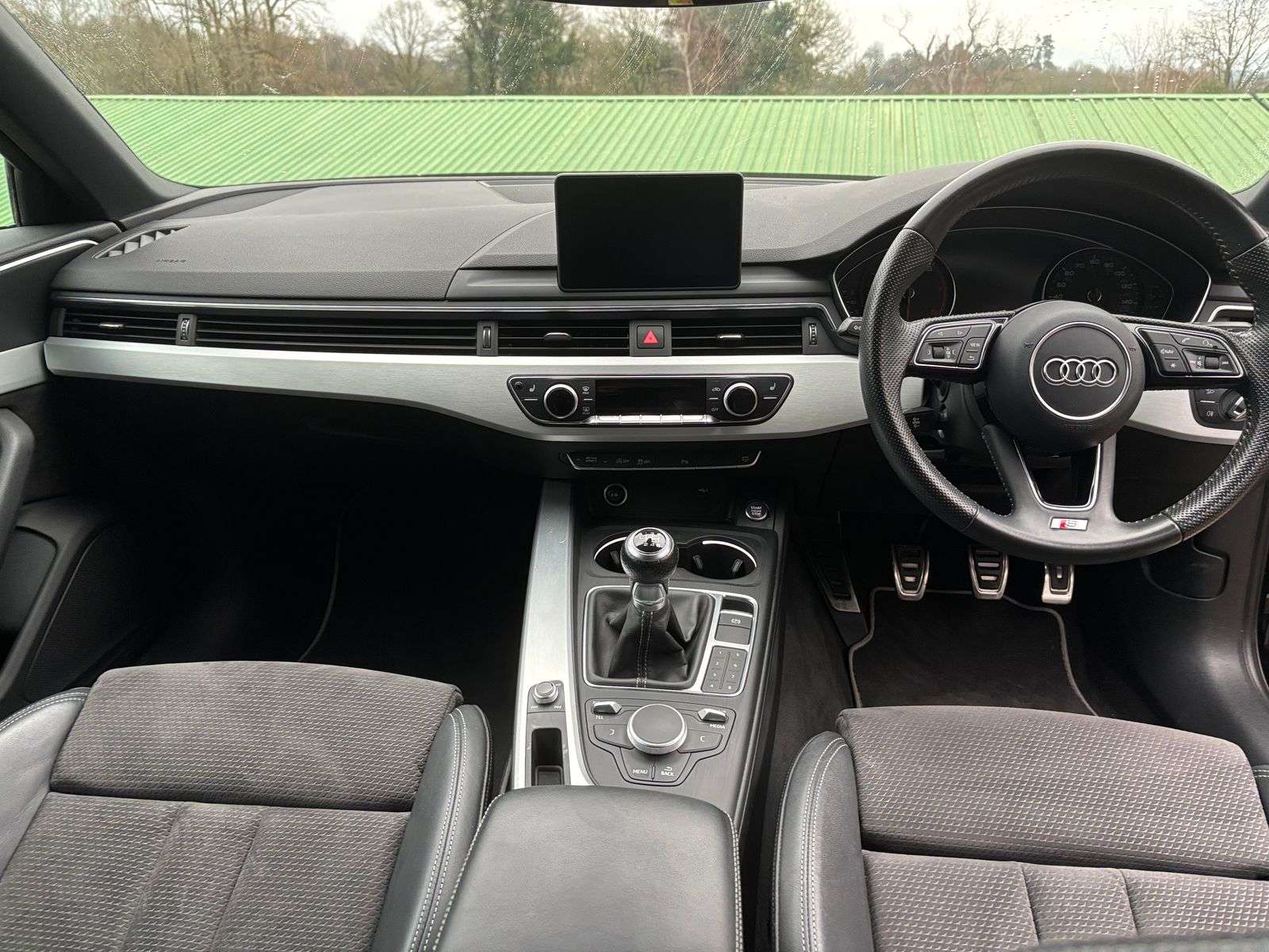 2017 AUDI A4 2017 AUDI A4