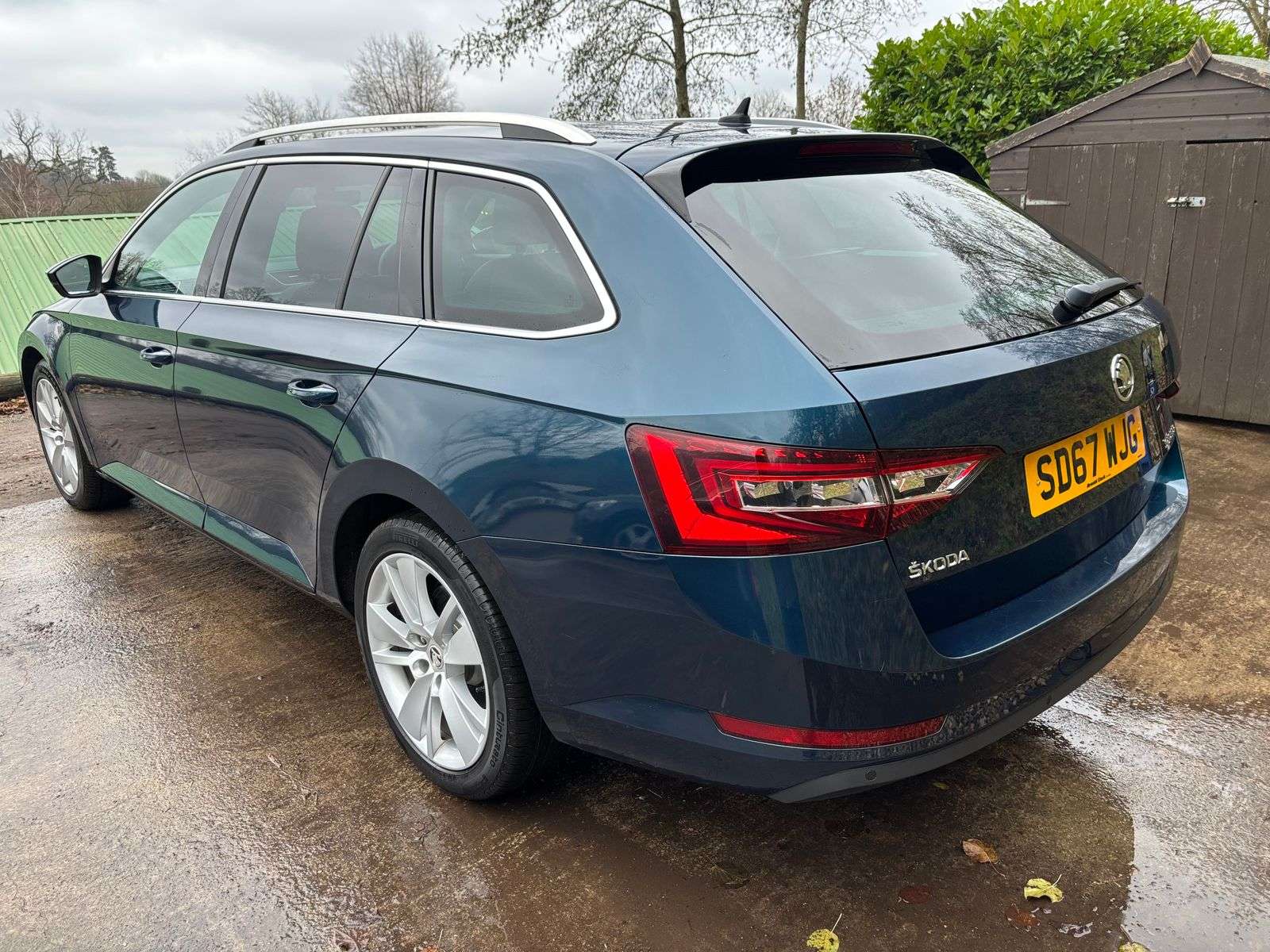 2017 SKODA SUPERB 2017 SKODA SUPERB