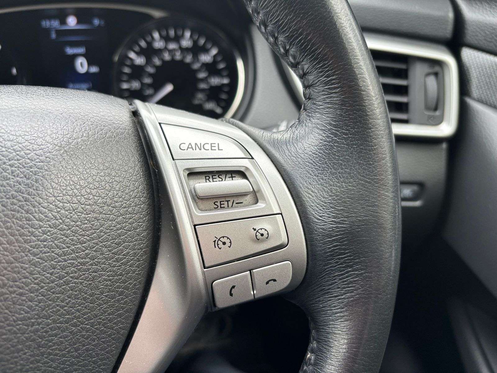 2016 NISSAN X-TRAIL 2016 NISSAN X-TRAIL