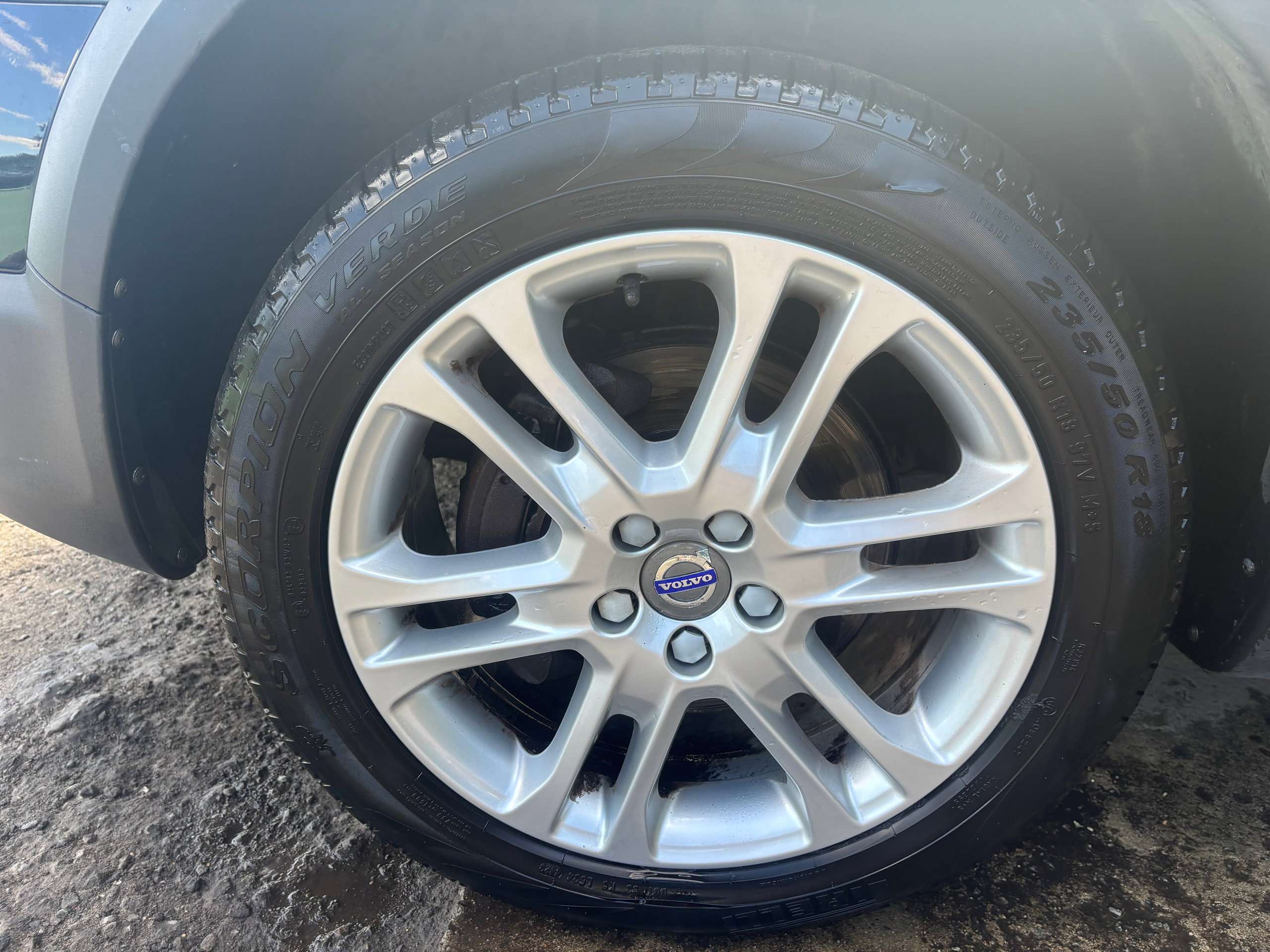 2016 VOLVO XC70 2016 VOLVO XC70