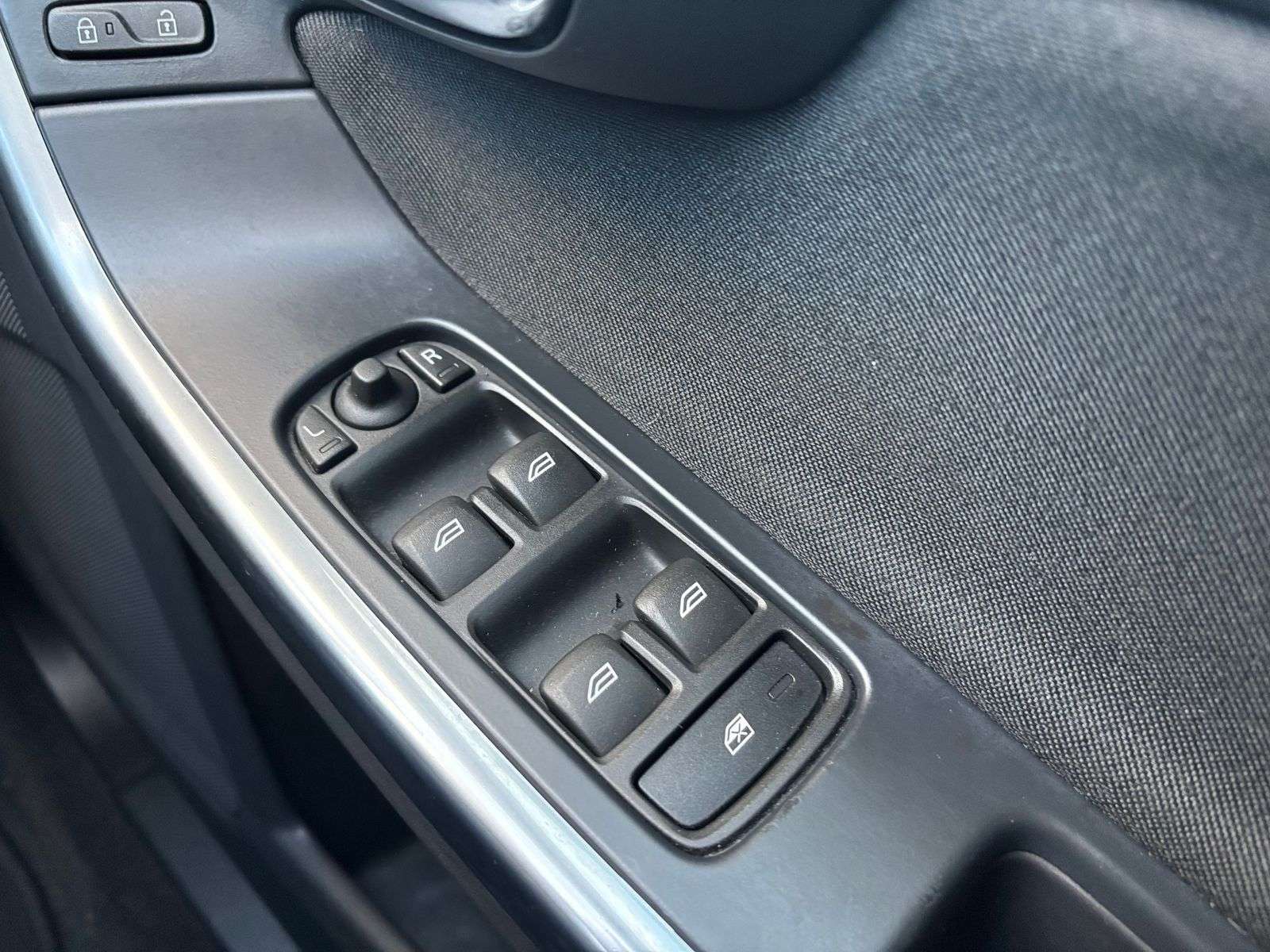 2014 VOLVO S60 2014 VOLVO S60