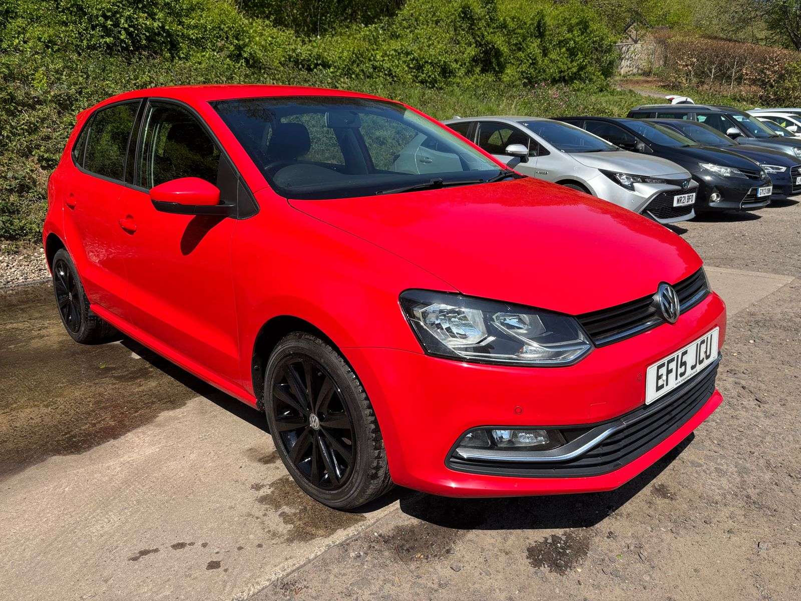 A 2015 VOLKSWAGEN POLO 1.2 TSI BlueMotion Tech SE Hatchback 5dr Petrol Manual Euro 6 (s/s) (90 ps) A 2015 VOLKSWAGEN POLO 1.2 TSI BlueMotion Tech SE Hatchback 5dr Petrol Manual Euro 6 (s/s) (90 ps)