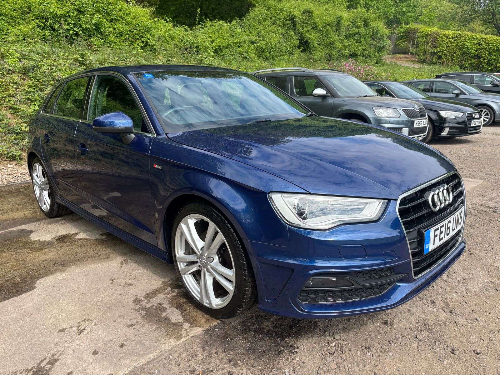 A 2016 AUDI A3 1.4 TFSI S line Sportback 5dr Petrol Manual Euro 6 (s/s) (Nav) (125 ps) A 2016 AUDI A3 1.4 TFSI S line Sportback 5dr Petrol Manual Euro 6 (s/s) (Nav) (125 ps)
