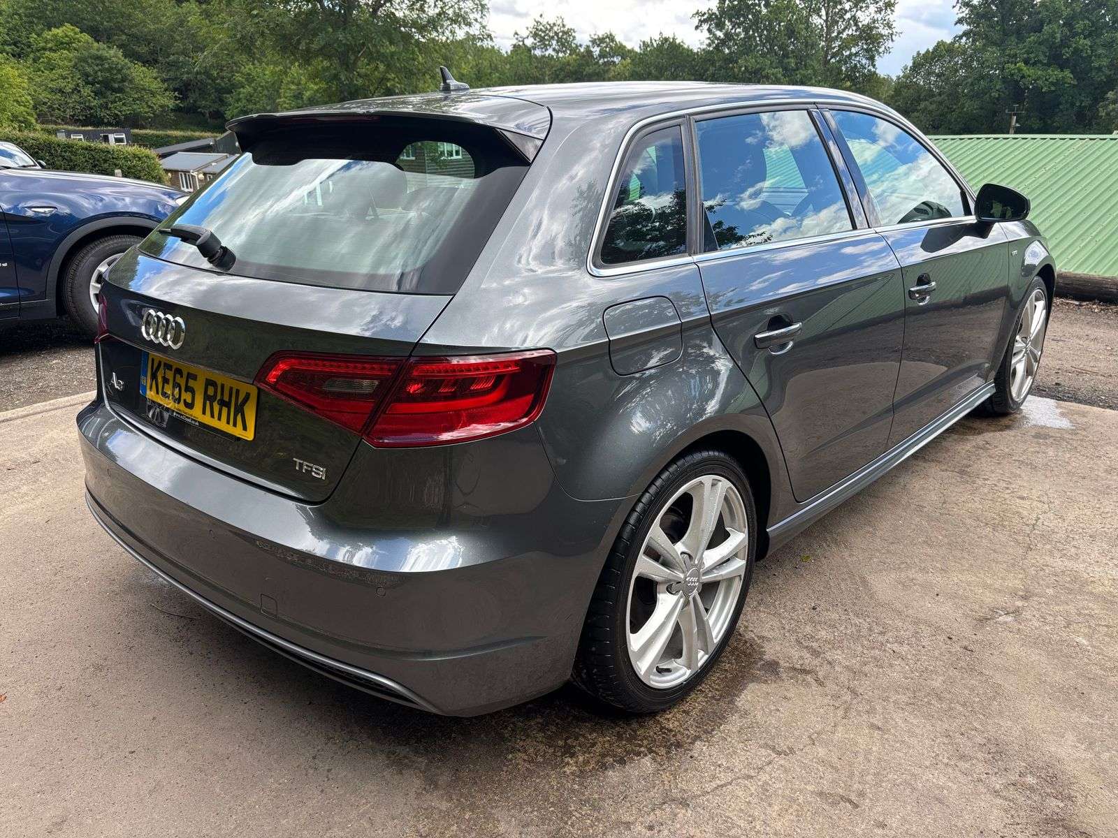 2016 AUDI A3 2016 AUDI A3