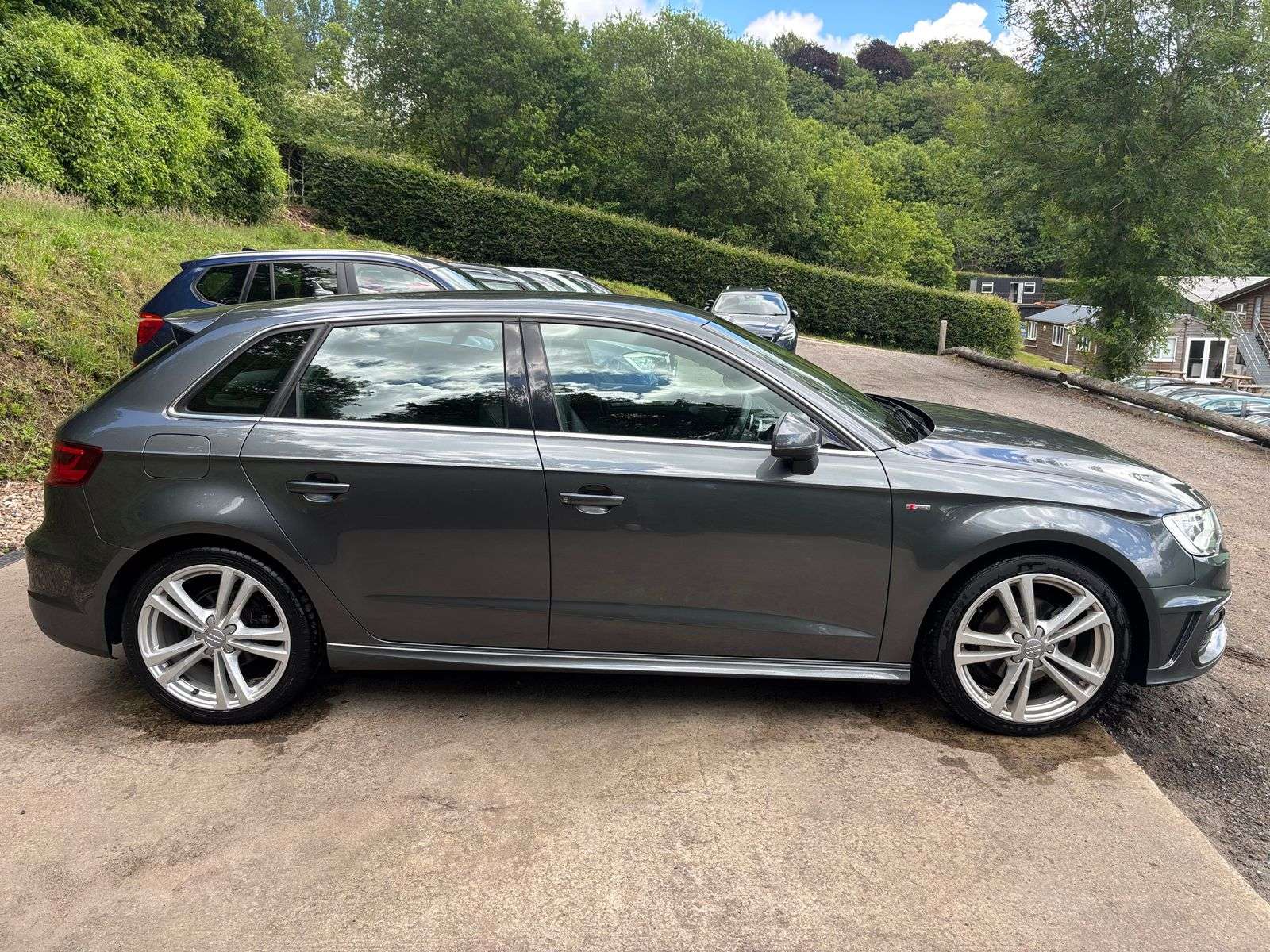 2016 AUDI A3 2016 AUDI A3