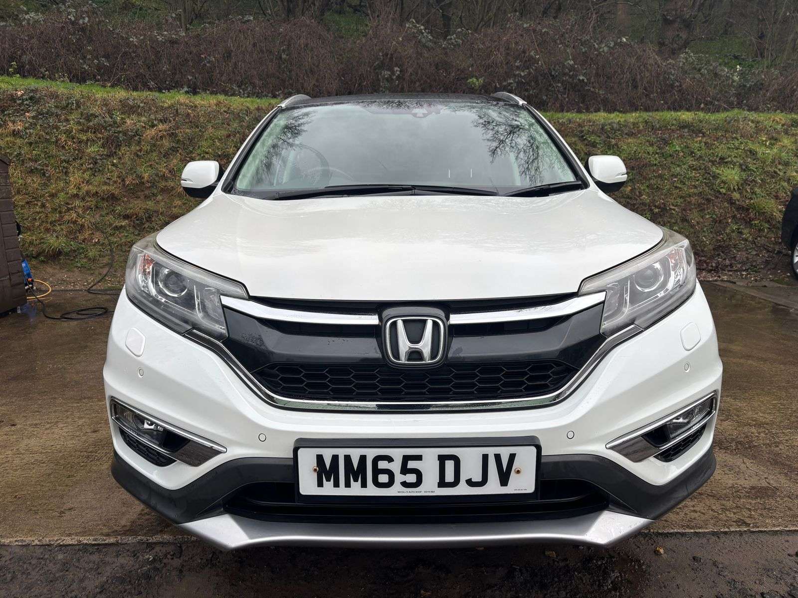 A 2016 HONDA CR-V 1.6 i-DTEC EX SUV 5dr Diesel Auto 4WD Euro 6 (160 ps) A 2016 HONDA CR-V 1.6 i-DTEC EX SUV 5dr Diesel Auto 4WD Euro 6 (160 ps)