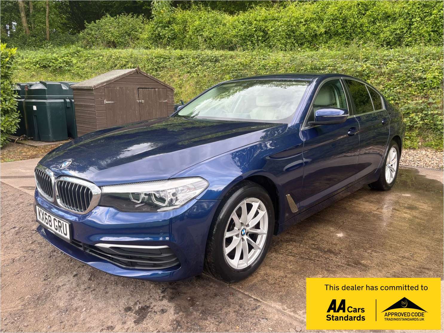 A 2019 BMW 5 SERIES 2.0 520i GPF SE Saloon 4dr Petrol Auto Euro 6 (s/s) (184 ps) A 2019 BMW 5 SERIES 2.0 520i GPF SE Saloon 4dr Petrol Auto Euro 6 (s/s) (184 ps)