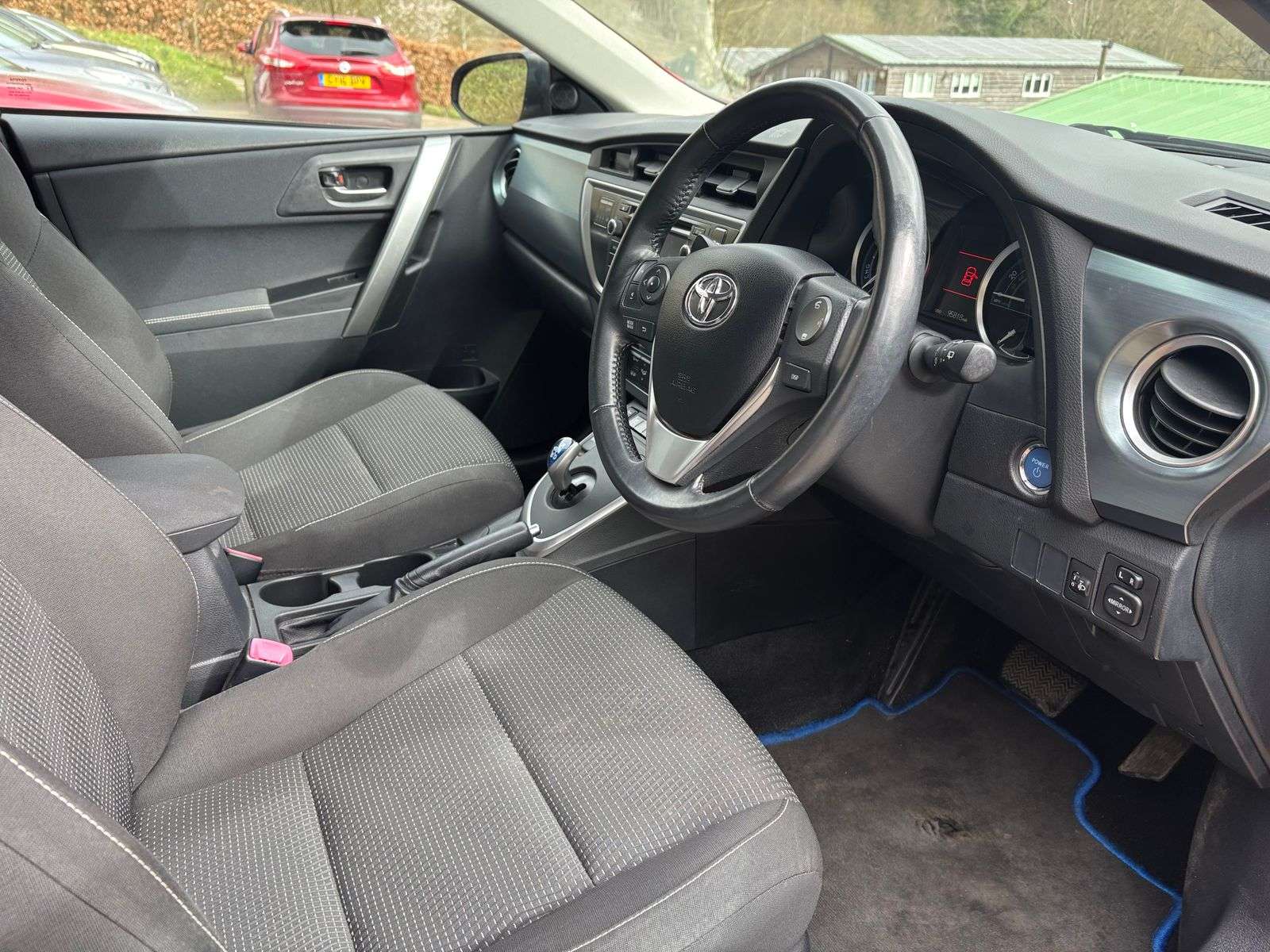 2013 TOYOTA AURIS 2013 TOYOTA AURIS