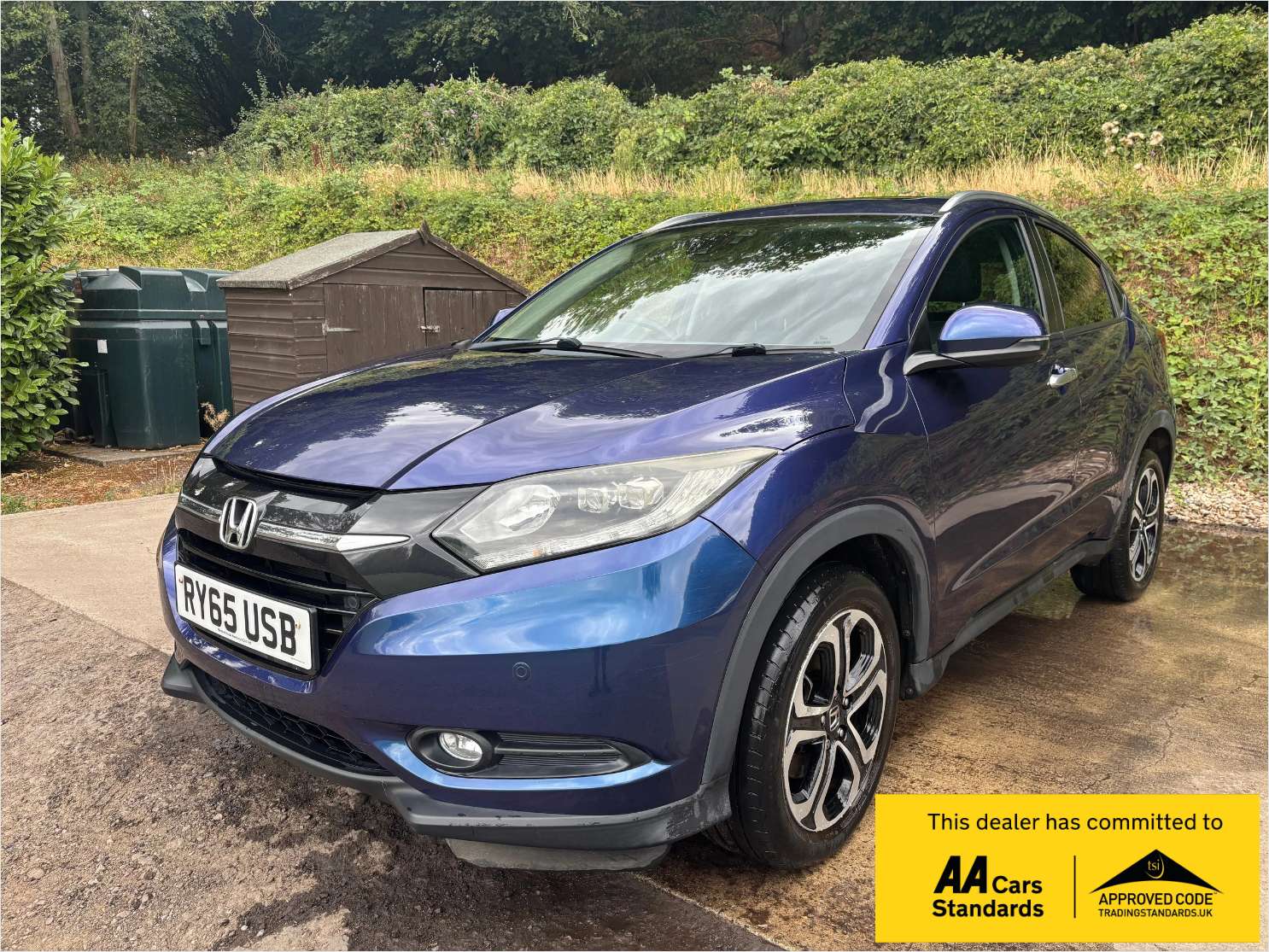 A 2015 HONDA HR-V 1.5 i-VTEC EX SUV 5dr Petrol CVT Euro 6 (s/s) (130 ps) A 2015 HONDA HR-V 1.5 i-VTEC EX SUV 5dr Petrol CVT Euro 6 (s/s) (130 ps)