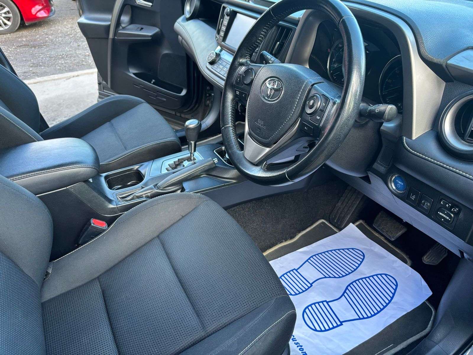 2018 TOYOTA RAV4 2018 TOYOTA RAV4