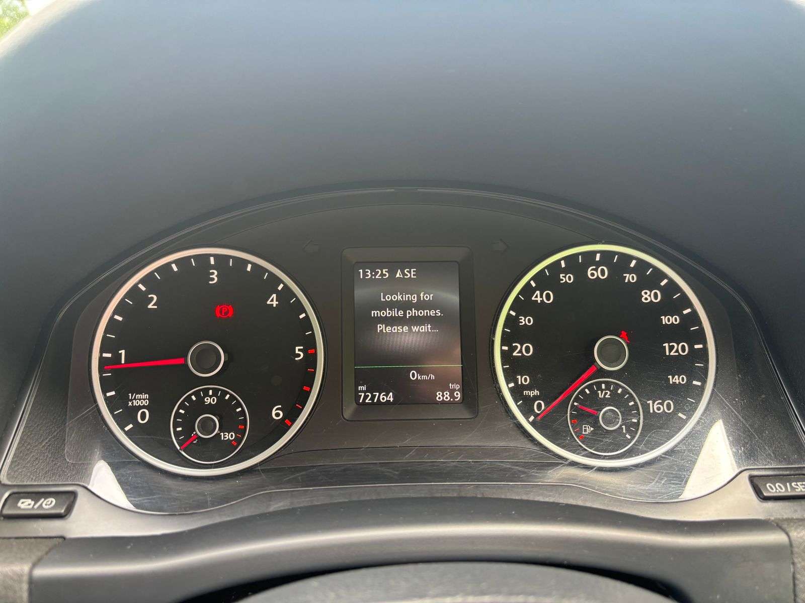 2015 VOLKSWAGEN TIGUAN 2015 VOLKSWAGEN TIGUAN