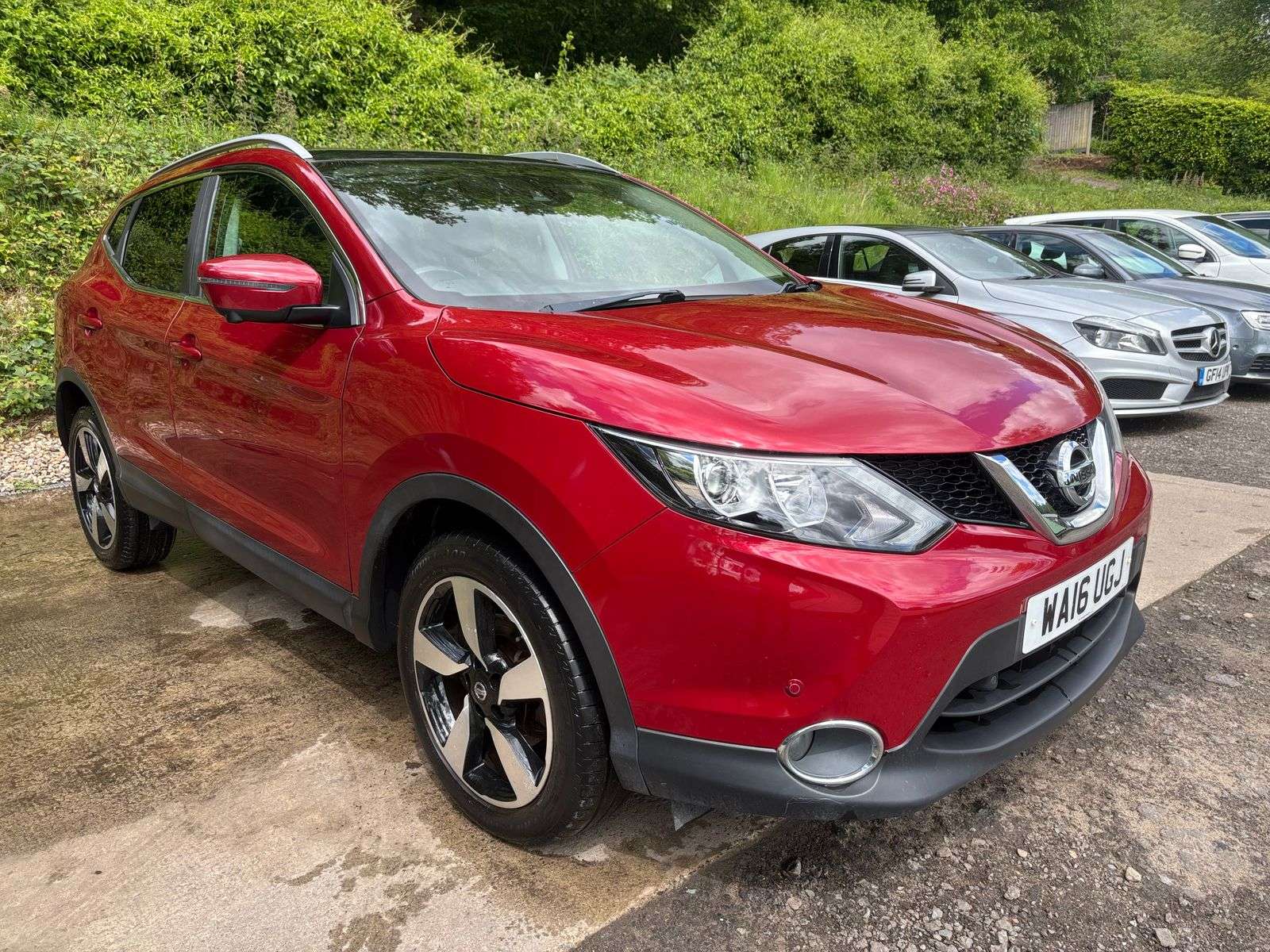 A 2016 NISSAN QASHQAI 1.5 dCi n-tec+ SUV 5dr Diesel Manual 2WD Euro 6 (s/s) (110 ps) A 2016 NISSAN QASHQAI 1.5 dCi n-tec+ SUV 5dr Diesel Manual 2WD Euro 6 (s/s) (110 ps)