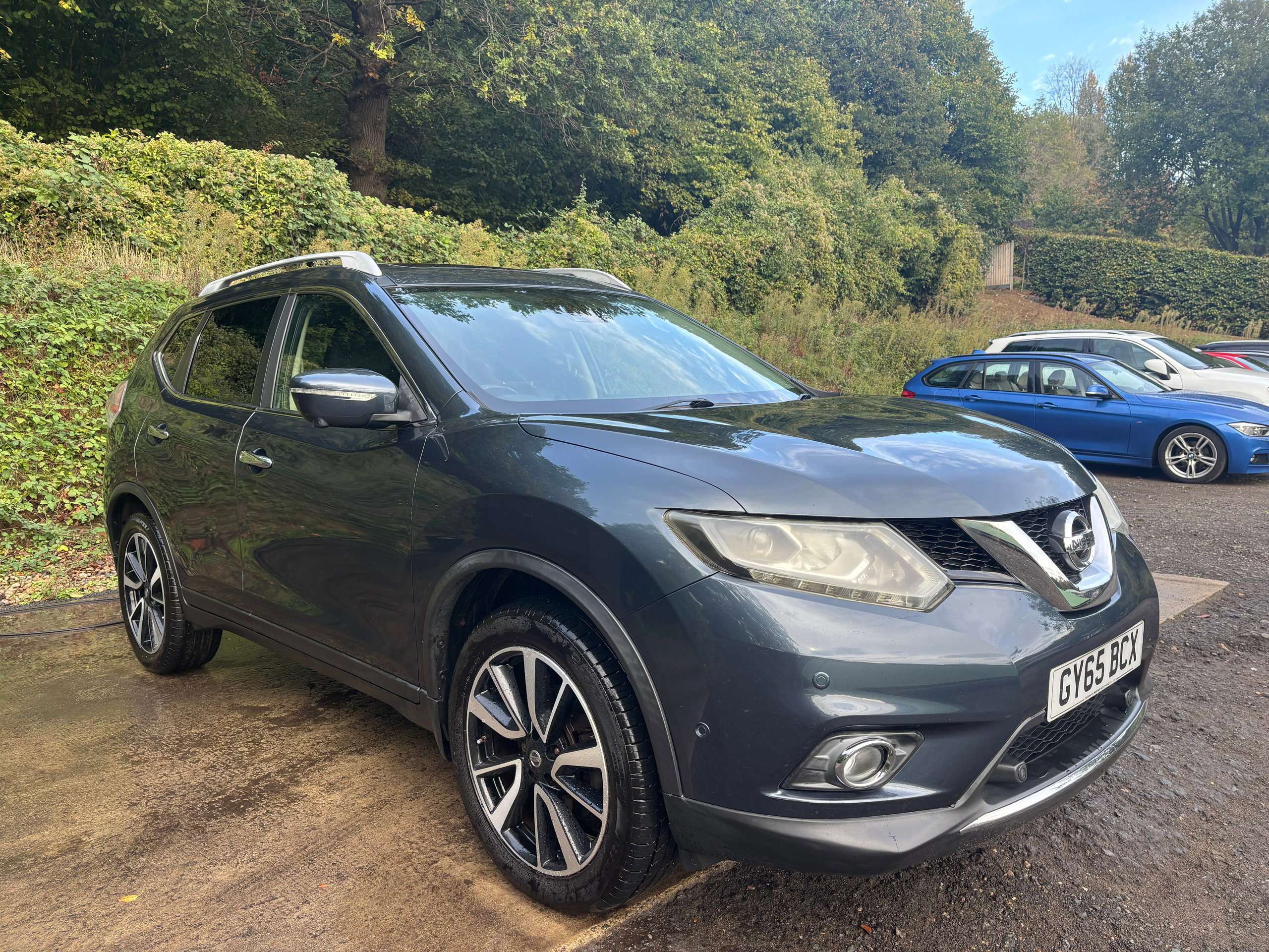 A 2015 NISSAN X-TRAIL 1.6 dCi Tekna SUV 5dr Diesel Manual 4WD Euro 6 (s/s) (130 ps) A 2015 NISSAN X-TRAIL 1.6 dCi Tekna SUV 5dr Diesel Manual 4WD Euro 6 (s/s) (130 ps)