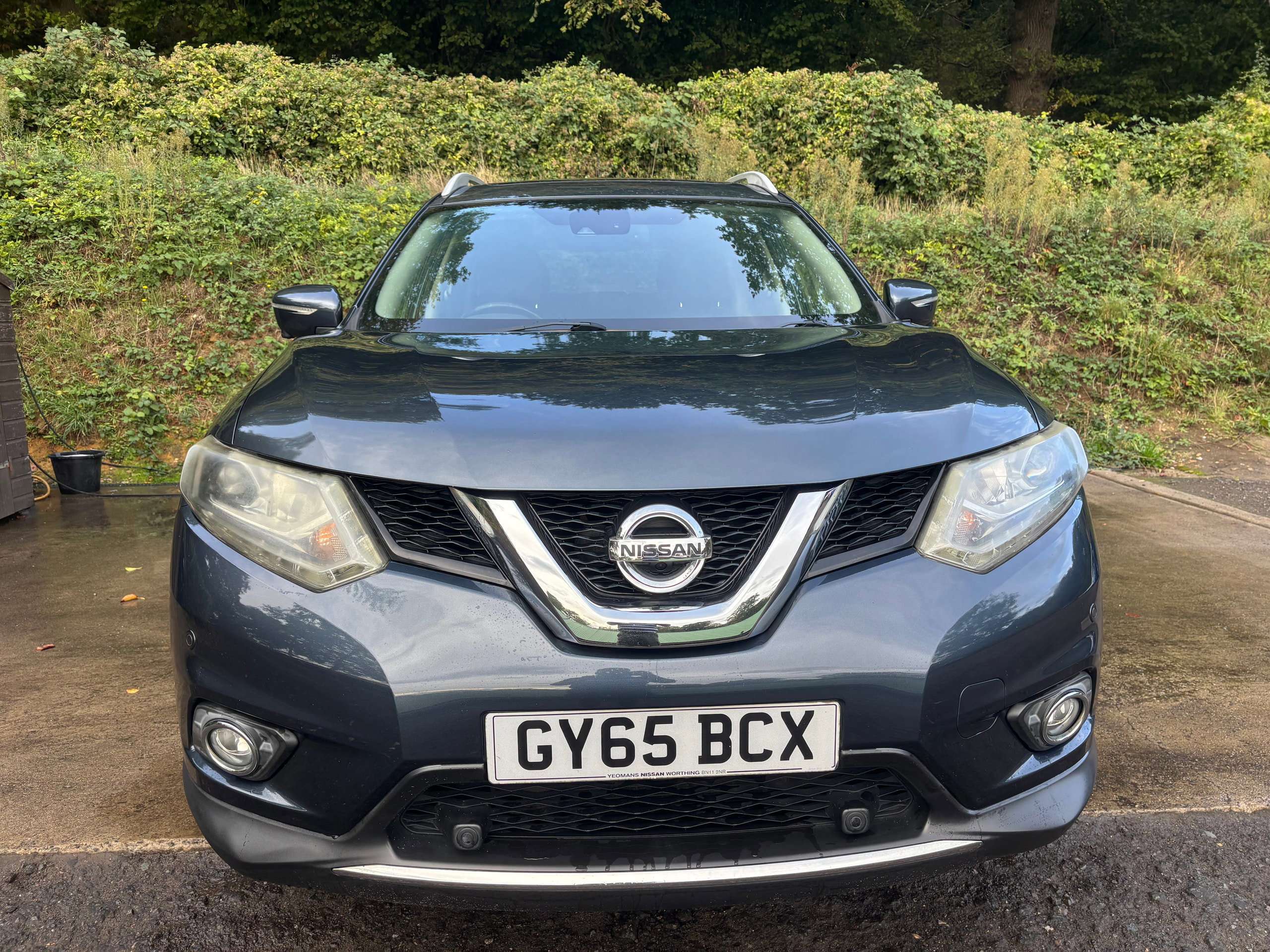 A 2015 NISSAN X-TRAIL 1.6 dCi Tekna SUV 5dr Diesel Manual 4WD Euro 6 (s/s) (130 ps) A 2015 NISSAN X-TRAIL 1.6 dCi Tekna SUV 5dr Diesel Manual 4WD Euro 6 (s/s) (130 ps)