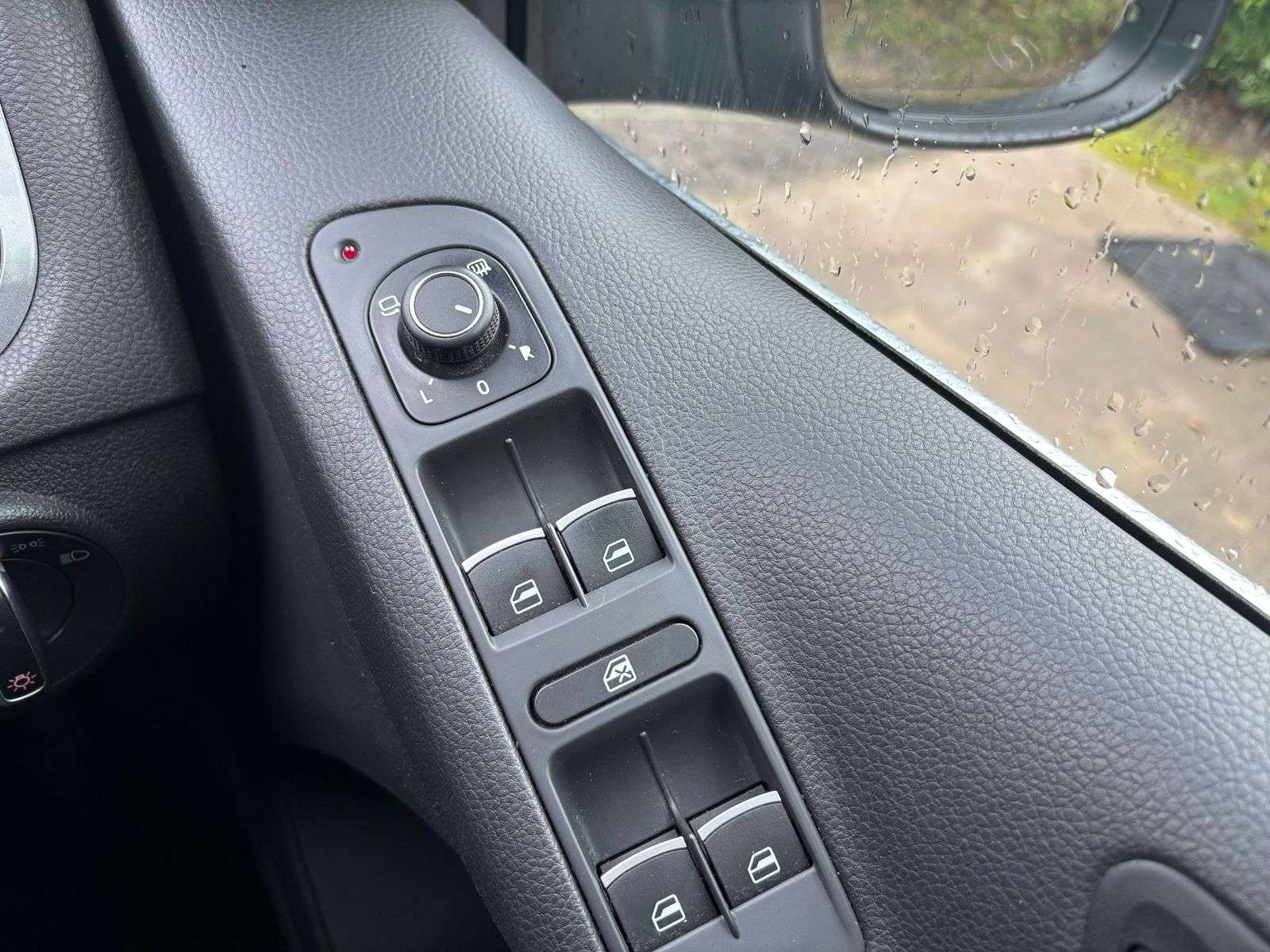 2015 VOLKSWAGEN TIGUAN 2015 VOLKSWAGEN TIGUAN