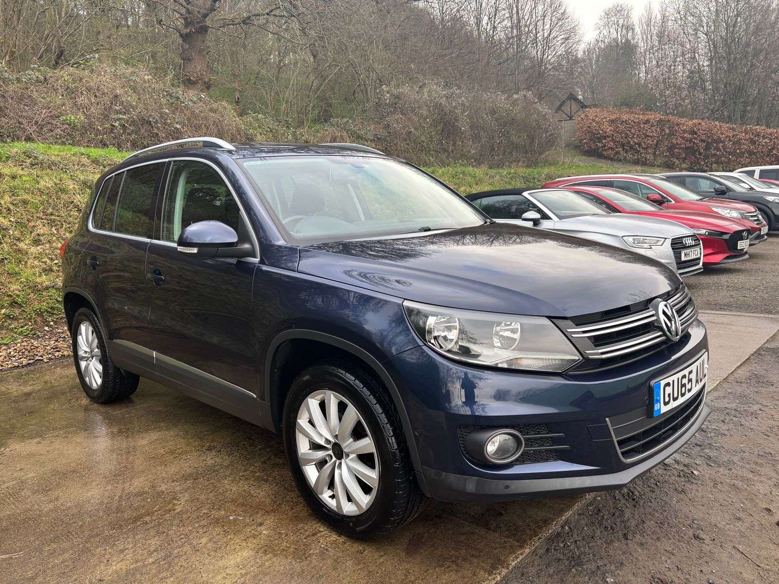 A 2015 VOLKSWAGEN TIGUAN 2.0 TDI BlueMotion Tech Match SUV 5dr Diesel DSG 4WD Euro 6 (s/s) (150 ps) A 2015 VOLKSWAGEN TIGUAN 2.0 TDI BlueMotion Tech Match SUV 5dr Diesel DSG 4WD Euro 6 (s/s) (150 ps)