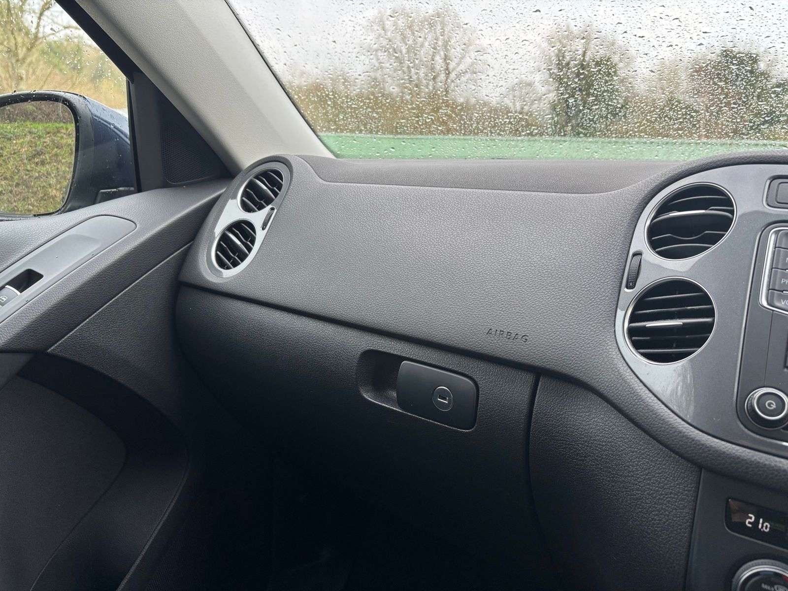 2015 VOLKSWAGEN TIGUAN 2015 VOLKSWAGEN TIGUAN