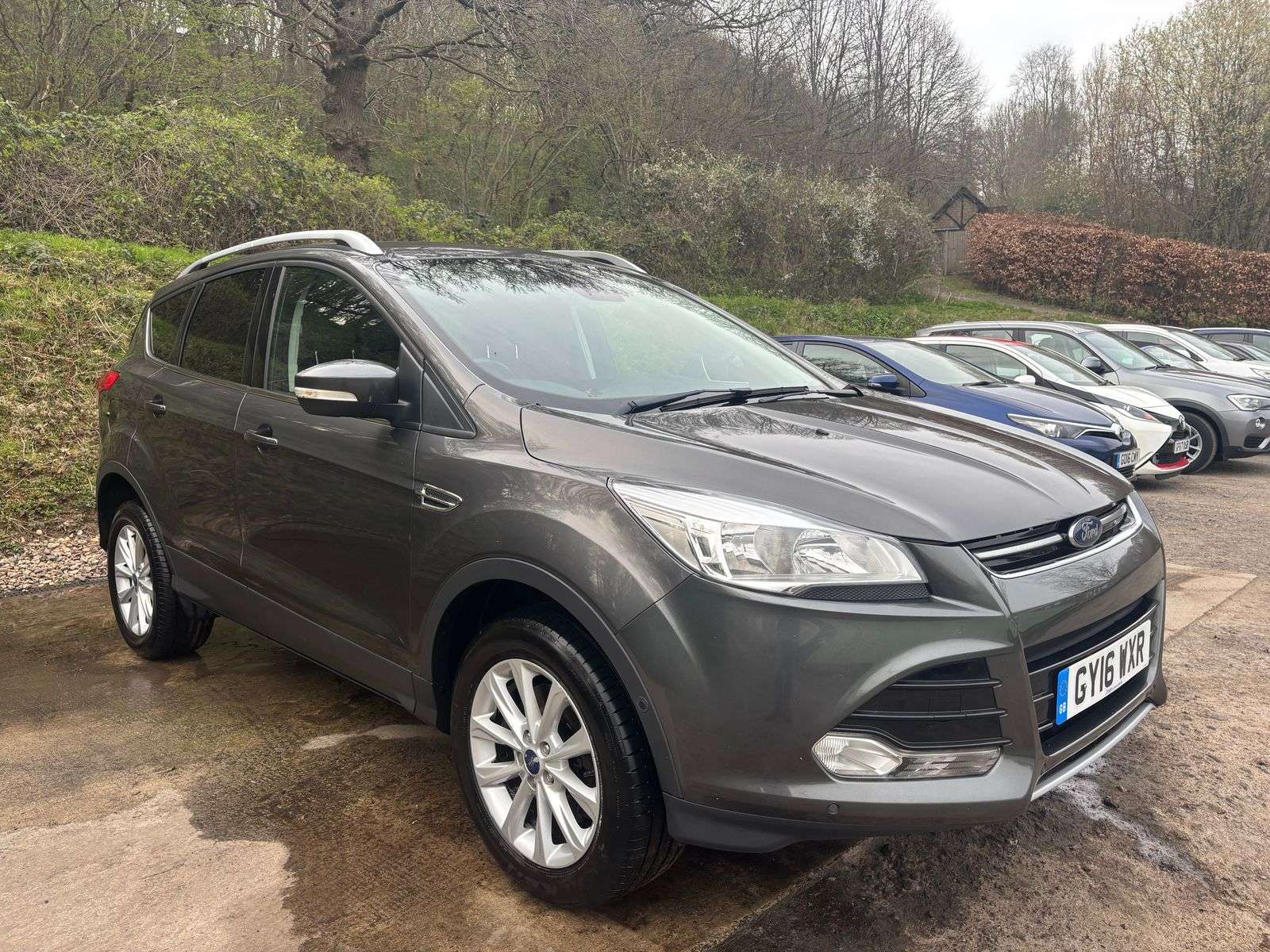 A 2016 FORD KUGA 2.0 TDCi Titanium SUV 5dr Diesel Manual 2WD Euro 6 (s/s) (150 ps) A 2016 FORD KUGA 2.0 TDCi Titanium SUV 5dr Diesel Manual 2WD Euro 6 (s/s) (150 ps)