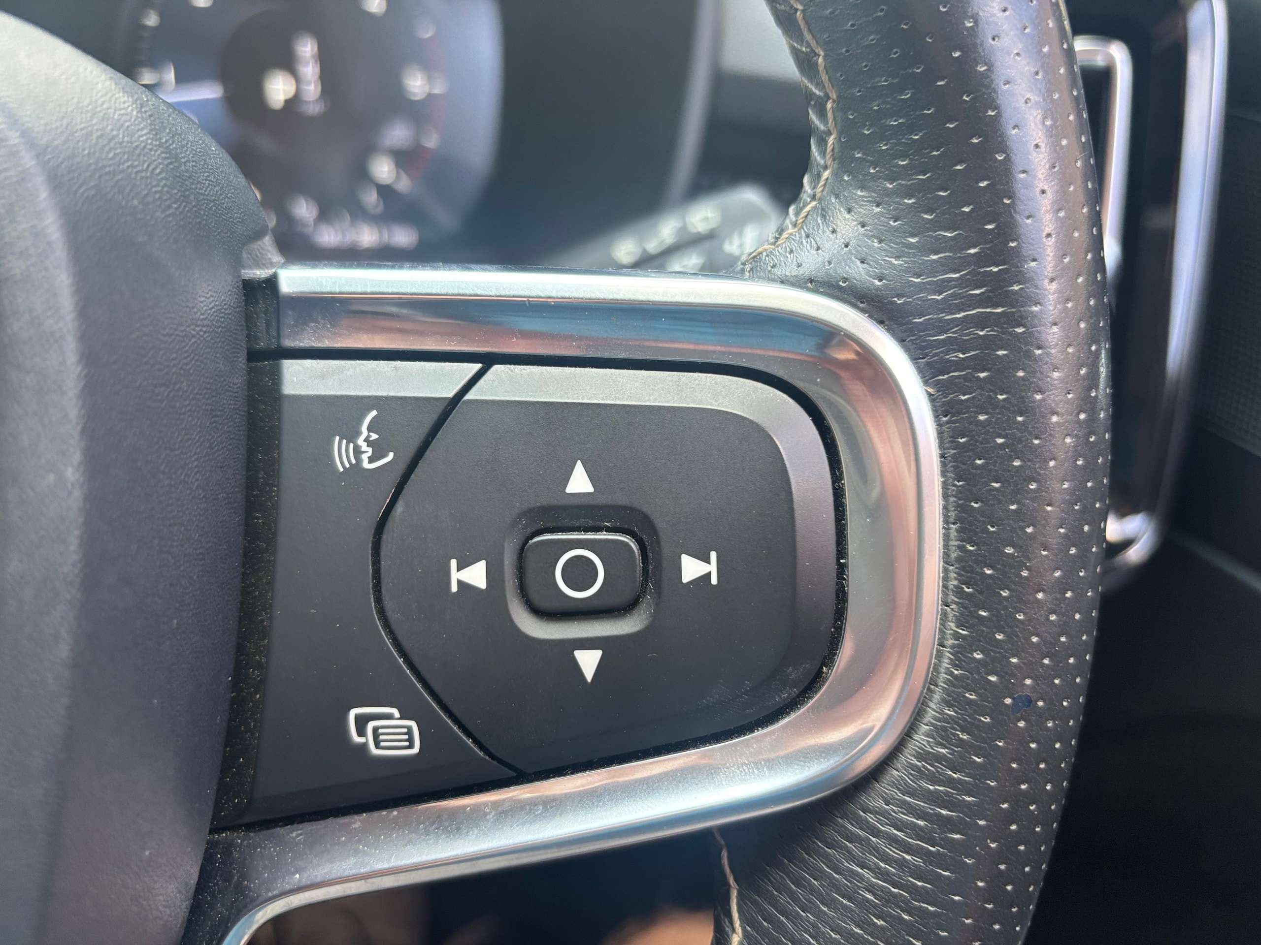 2018 VOLVO XC40 2018 VOLVO XC40