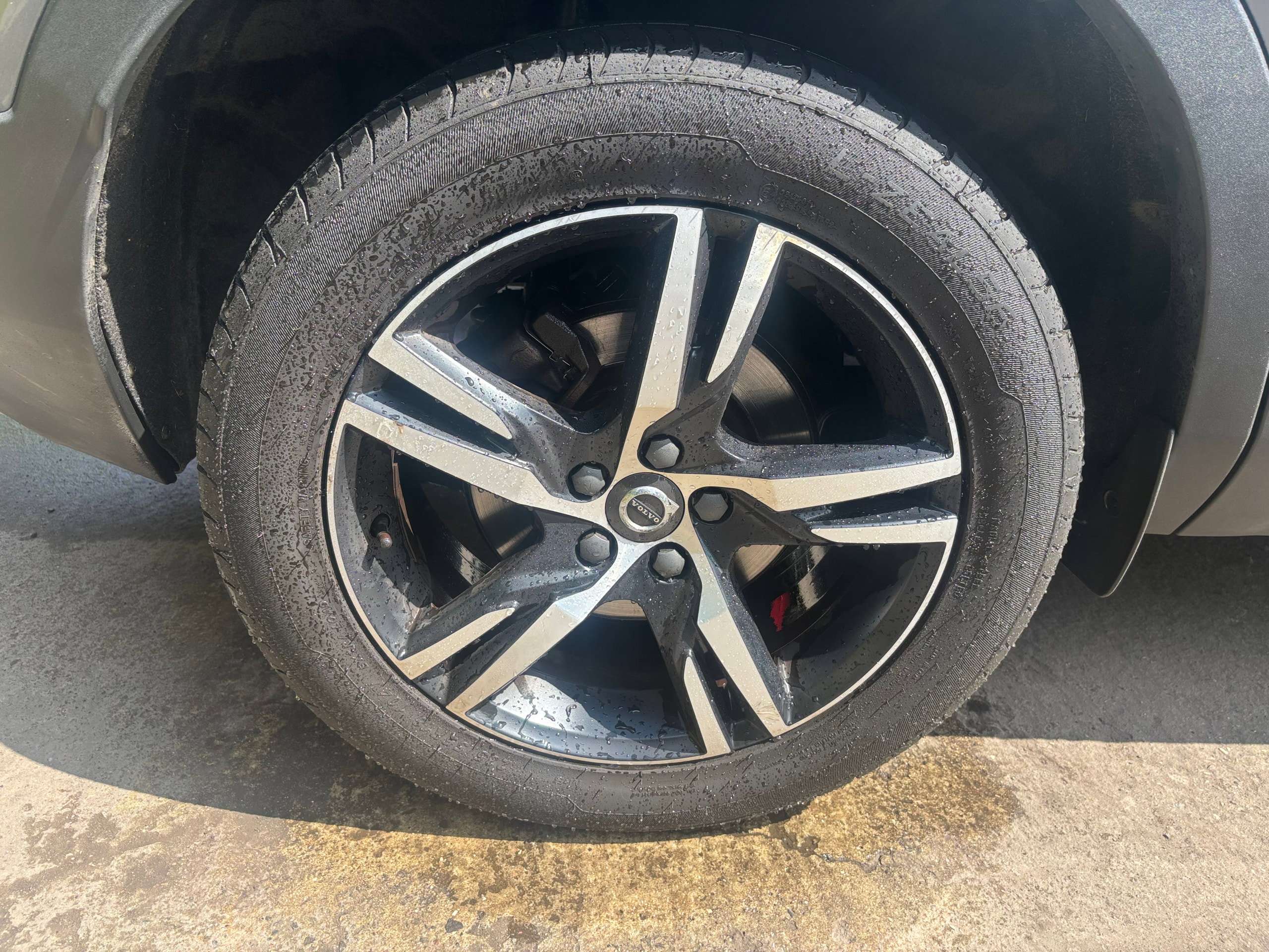 2018 VOLVO XC40 2018 VOLVO XC40