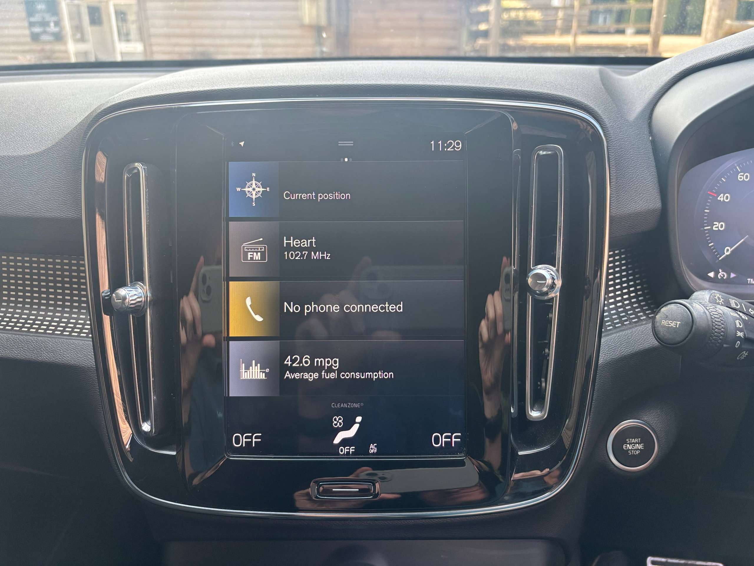 2018 VOLVO XC40 2018 VOLVO XC40