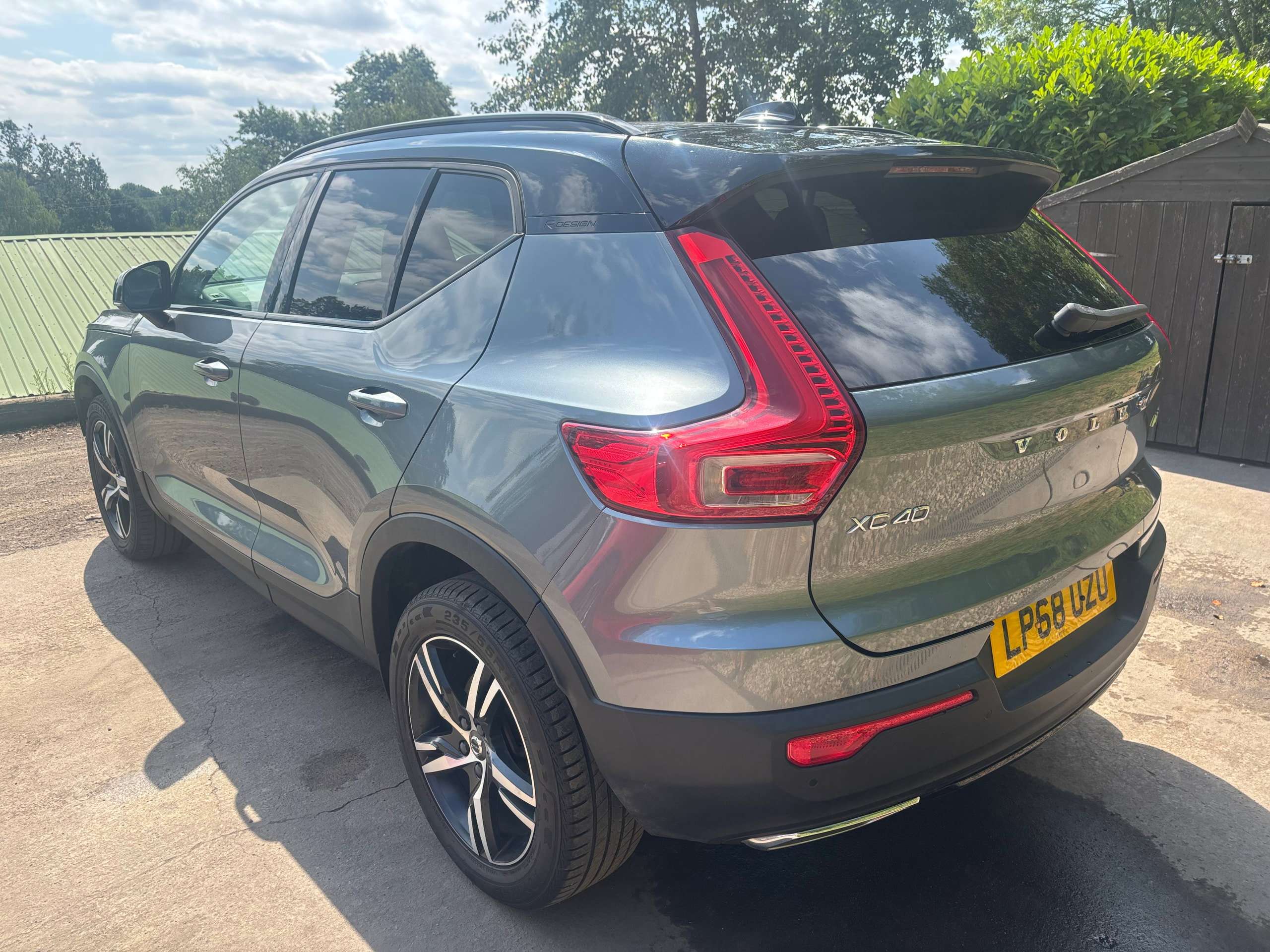 2018 VOLVO XC40 2018 VOLVO XC40