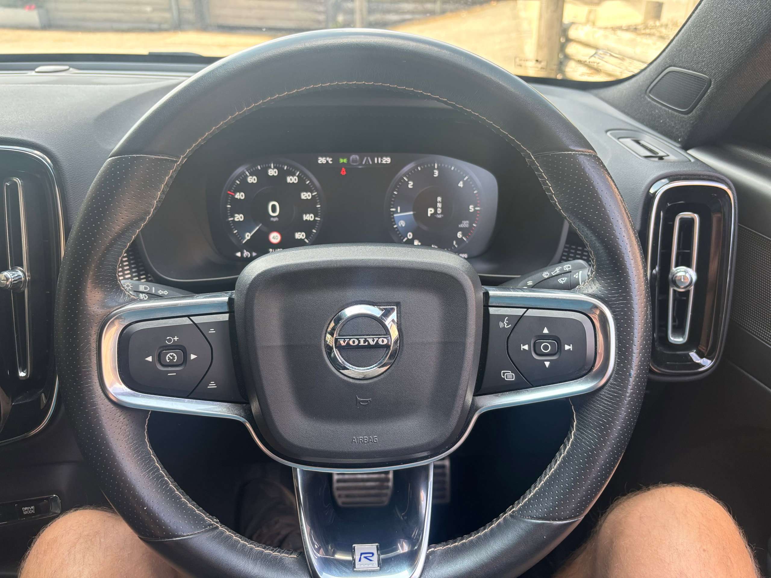 2018 VOLVO XC40 2018 VOLVO XC40