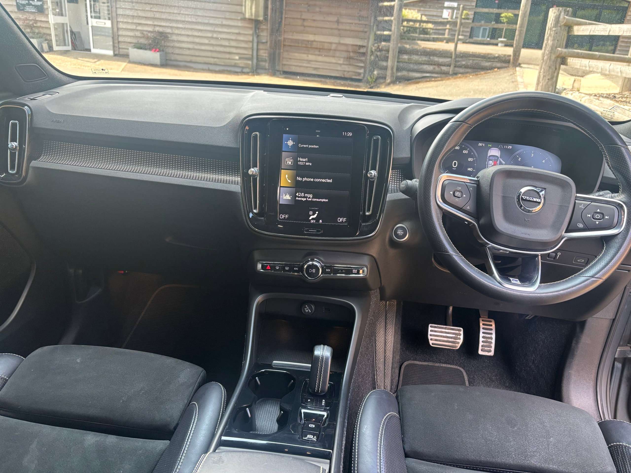 2018 VOLVO XC40 2018 VOLVO XC40