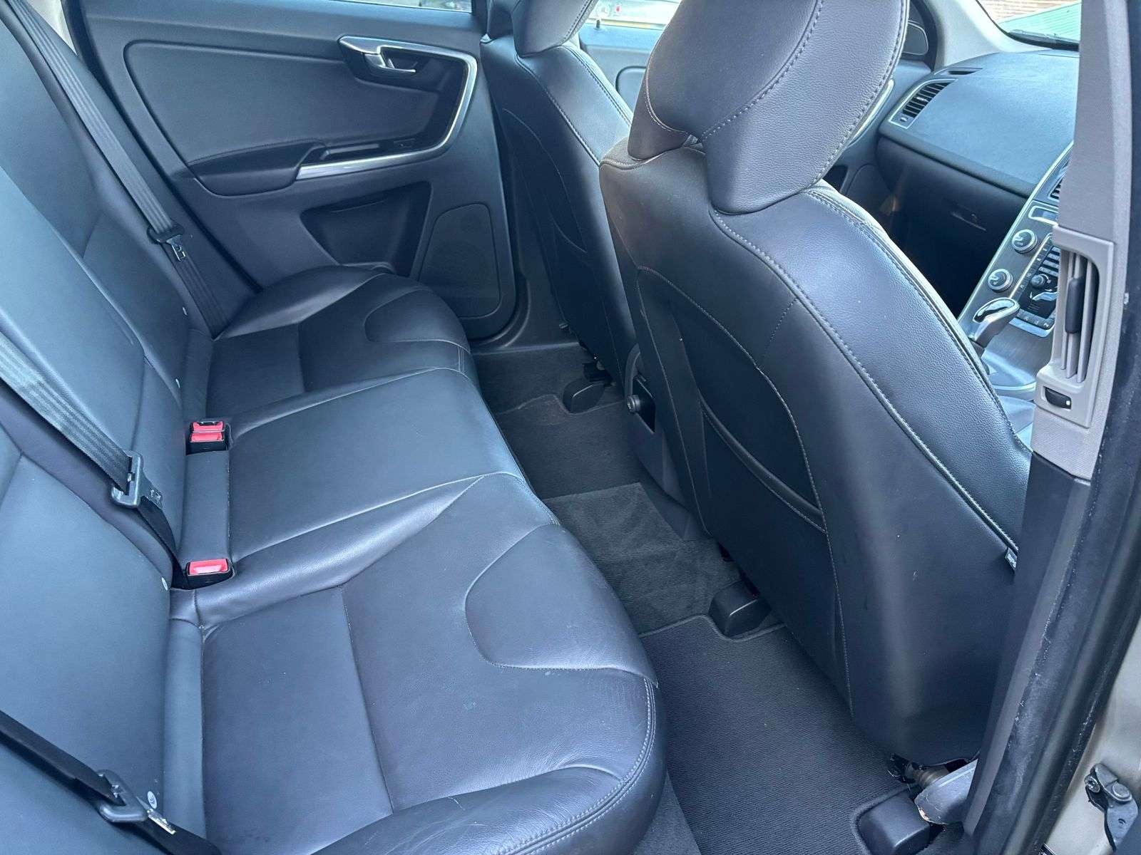 2015 VOLVO XC60 2015 VOLVO XC60