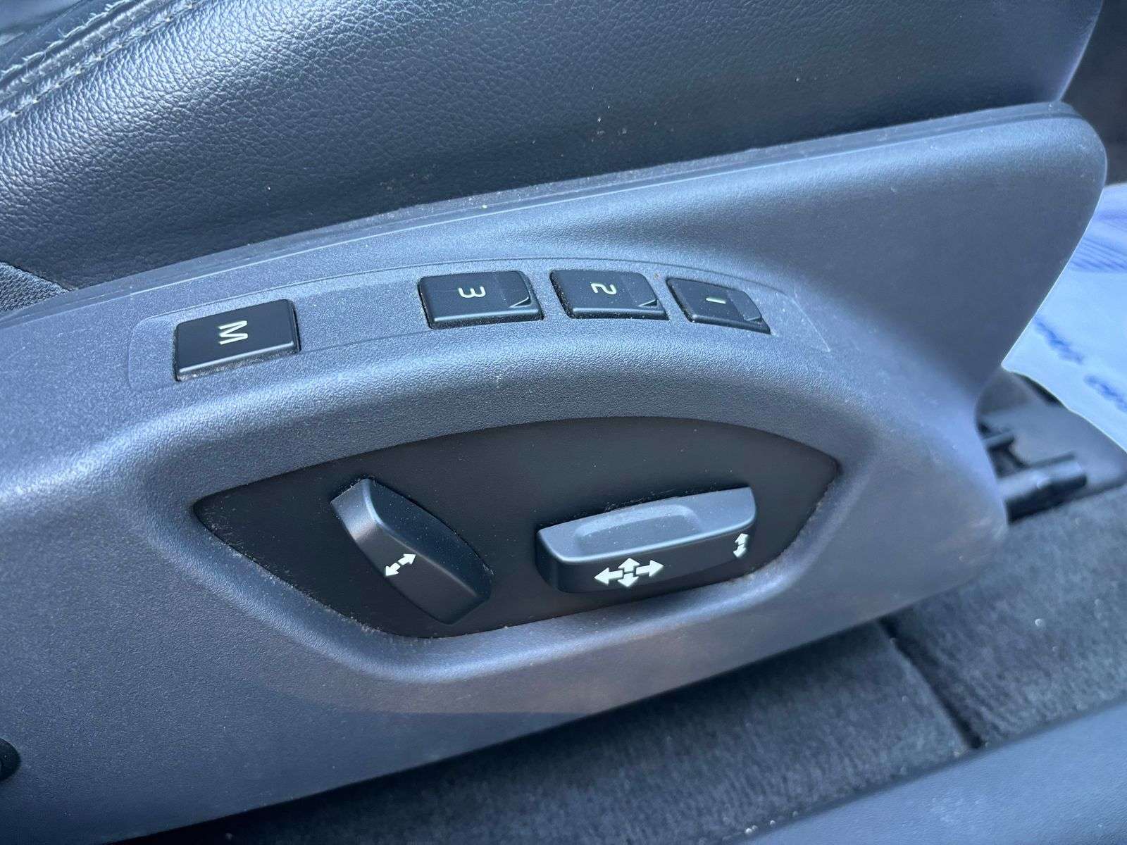 2015 VOLVO XC60 2015 VOLVO XC60