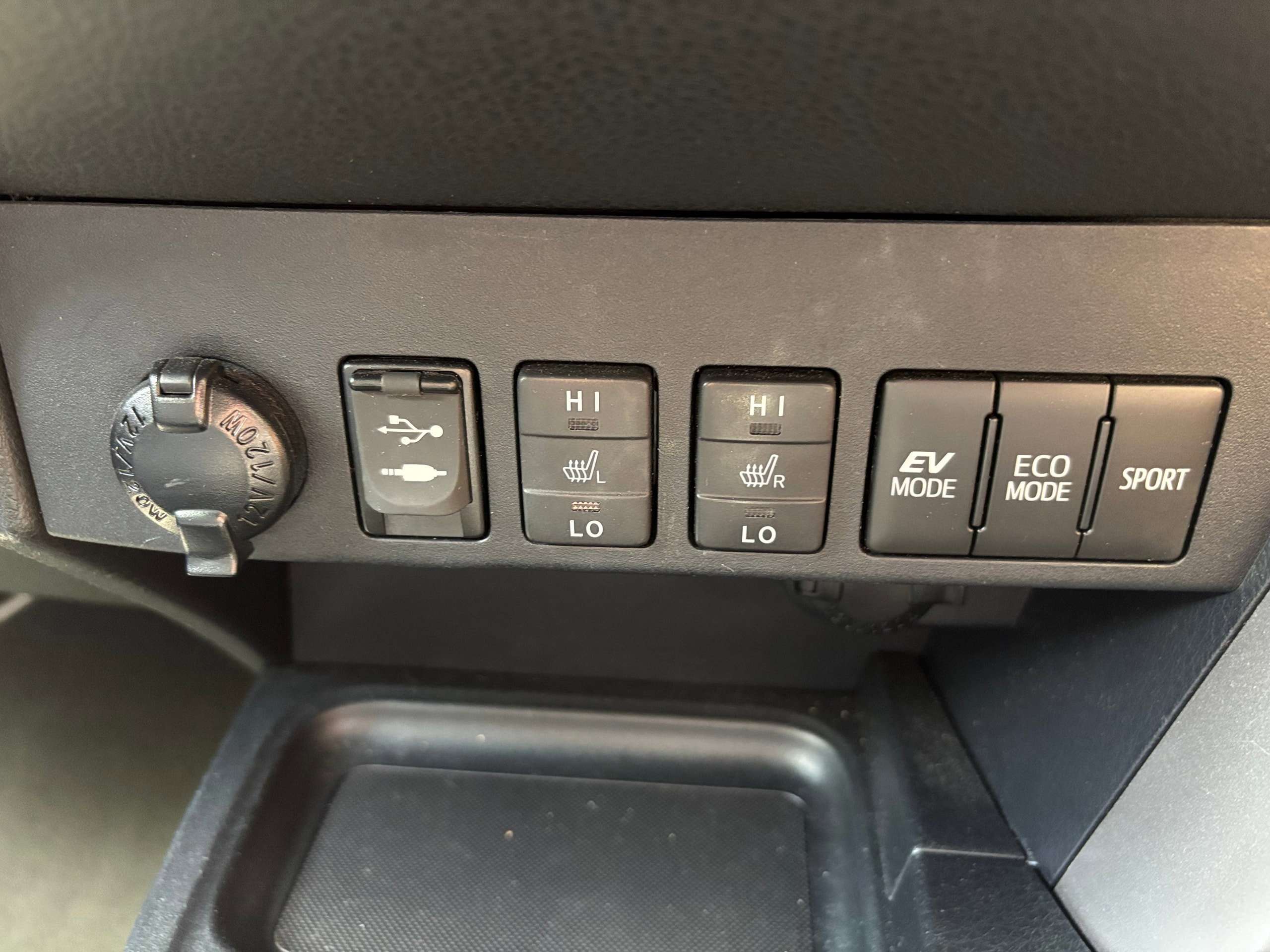 2016 TOYOTA RAV4 2016 TOYOTA RAV4