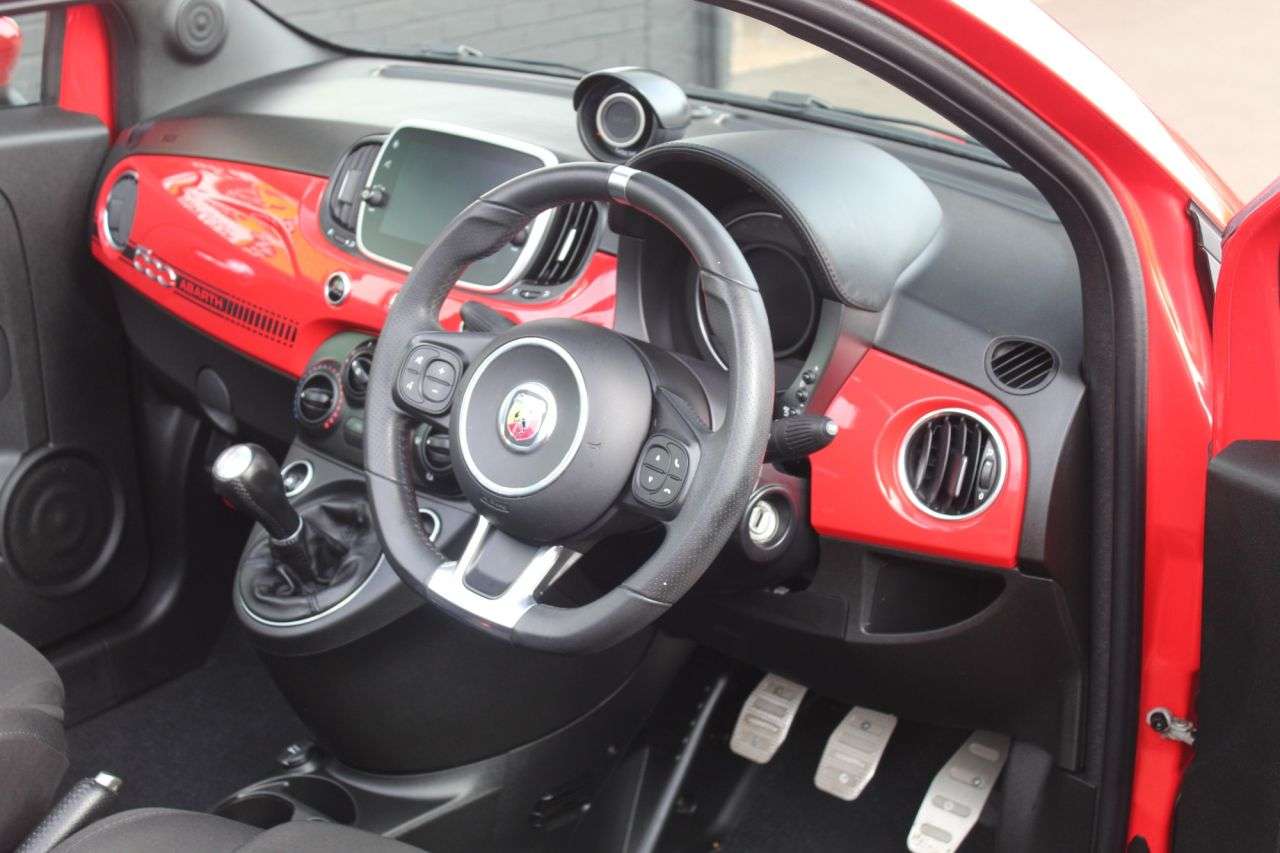 2019 ABARTH 595C 2019 ABARTH 595C