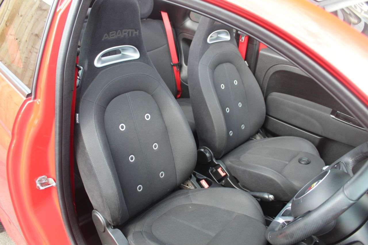 2019 ABARTH 595C 2019 ABARTH 595C