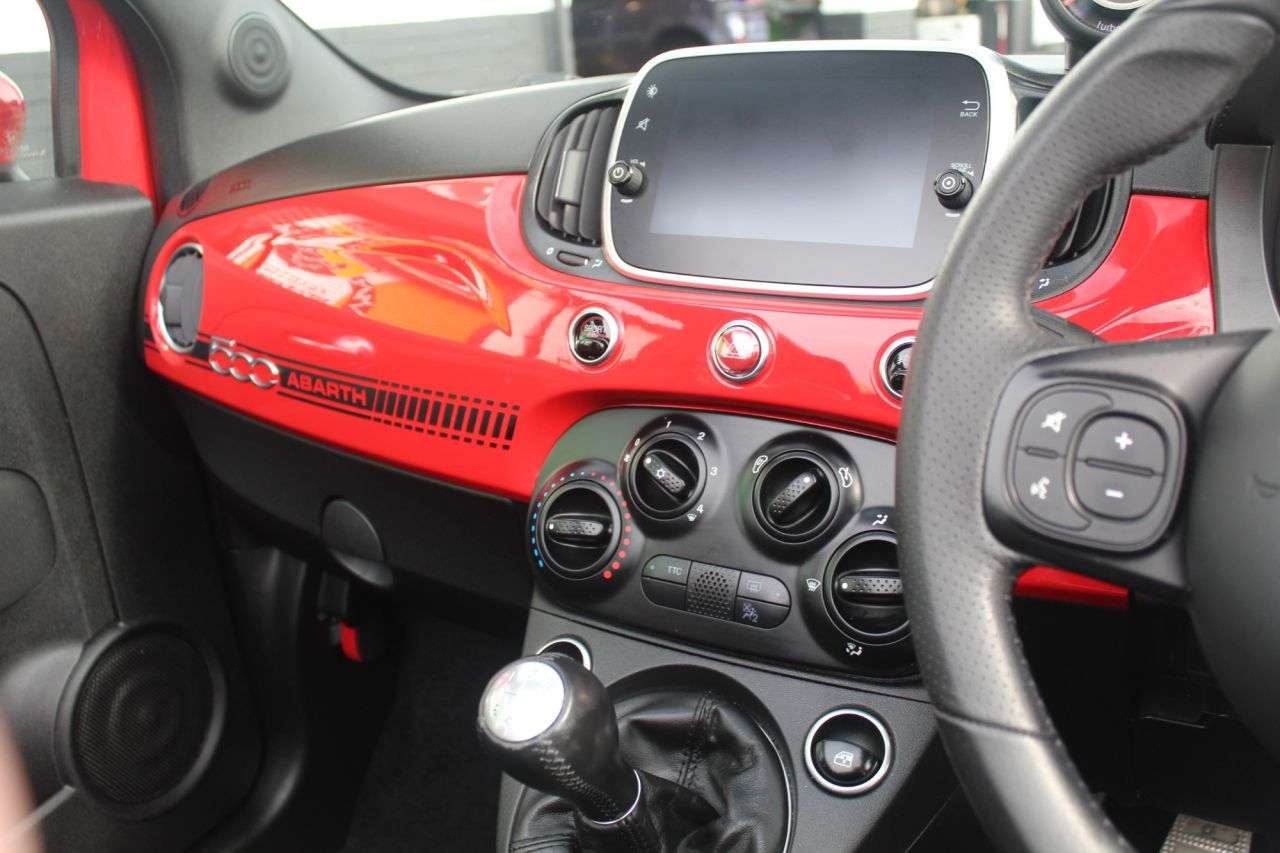 2019 ABARTH 595C 2019 ABARTH 595C