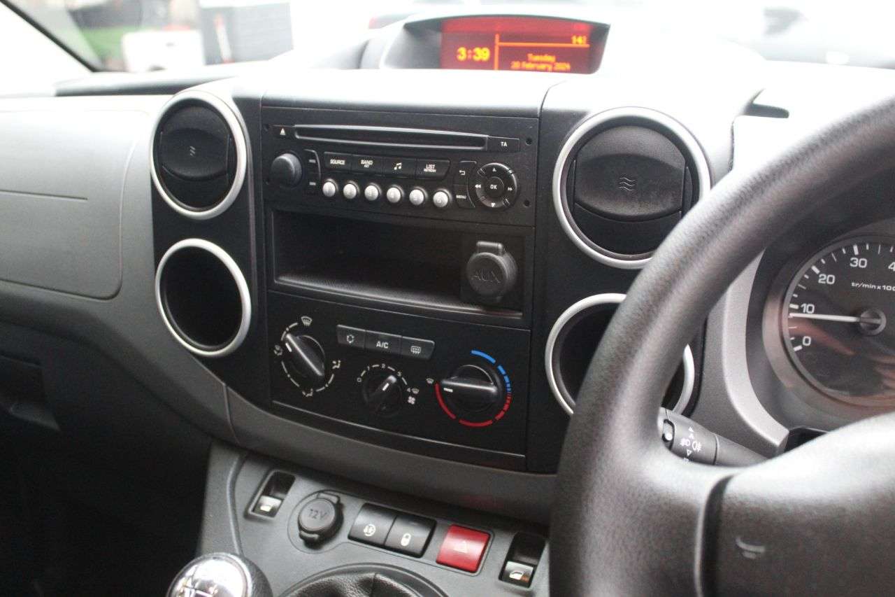 2018 PEUGEOT PARTNER 2018 PEUGEOT PARTNER