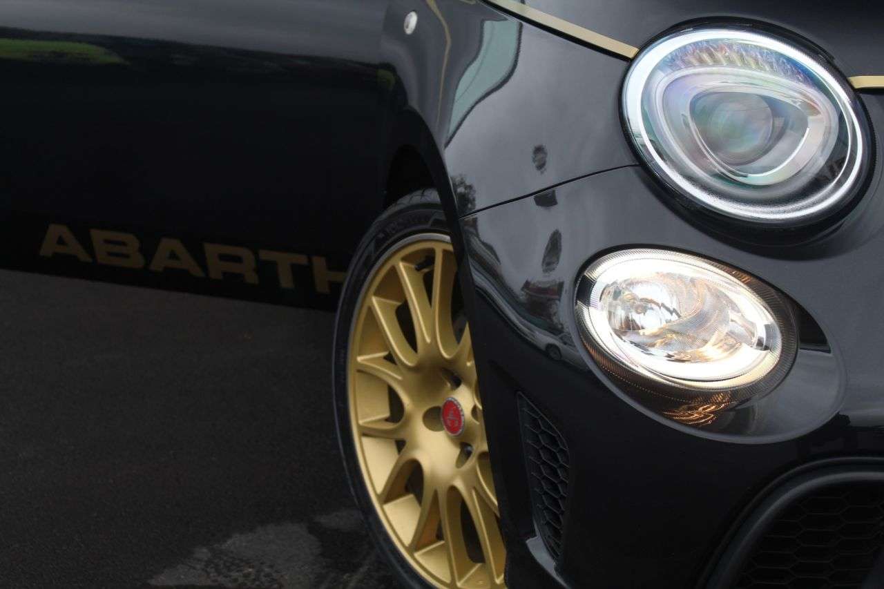 2020 ABARTH 595 2020 ABARTH 595