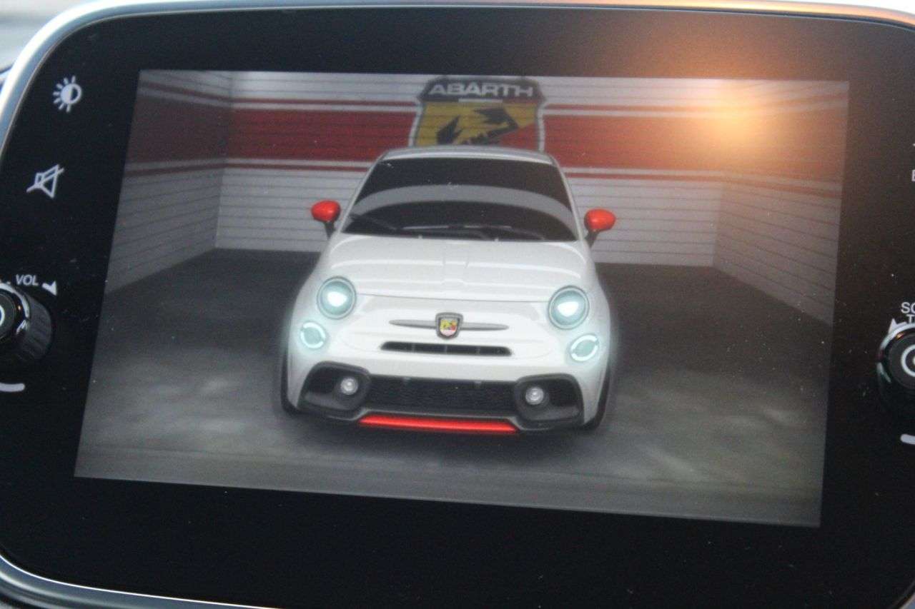 2020 ABARTH 595 2020 ABARTH 595