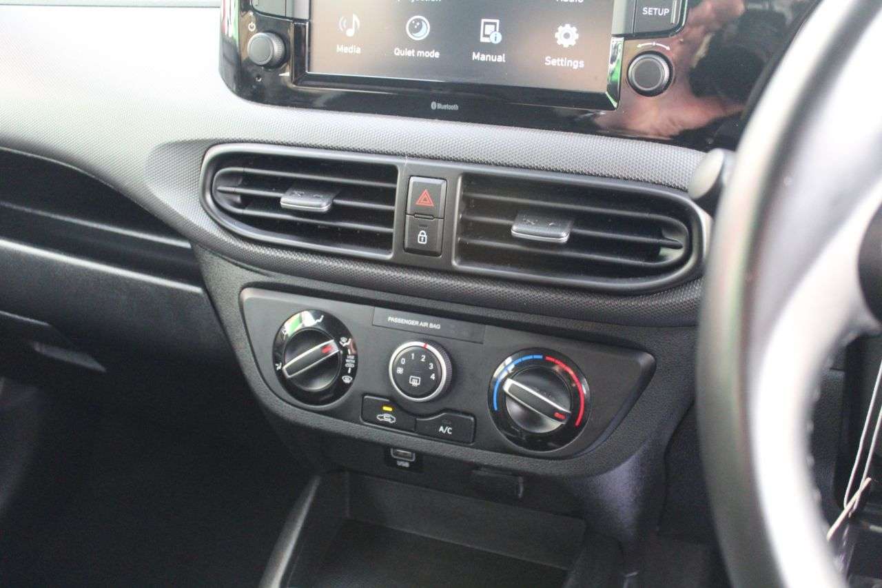 2022 HYUNDAI I10 2022 HYUNDAI I10