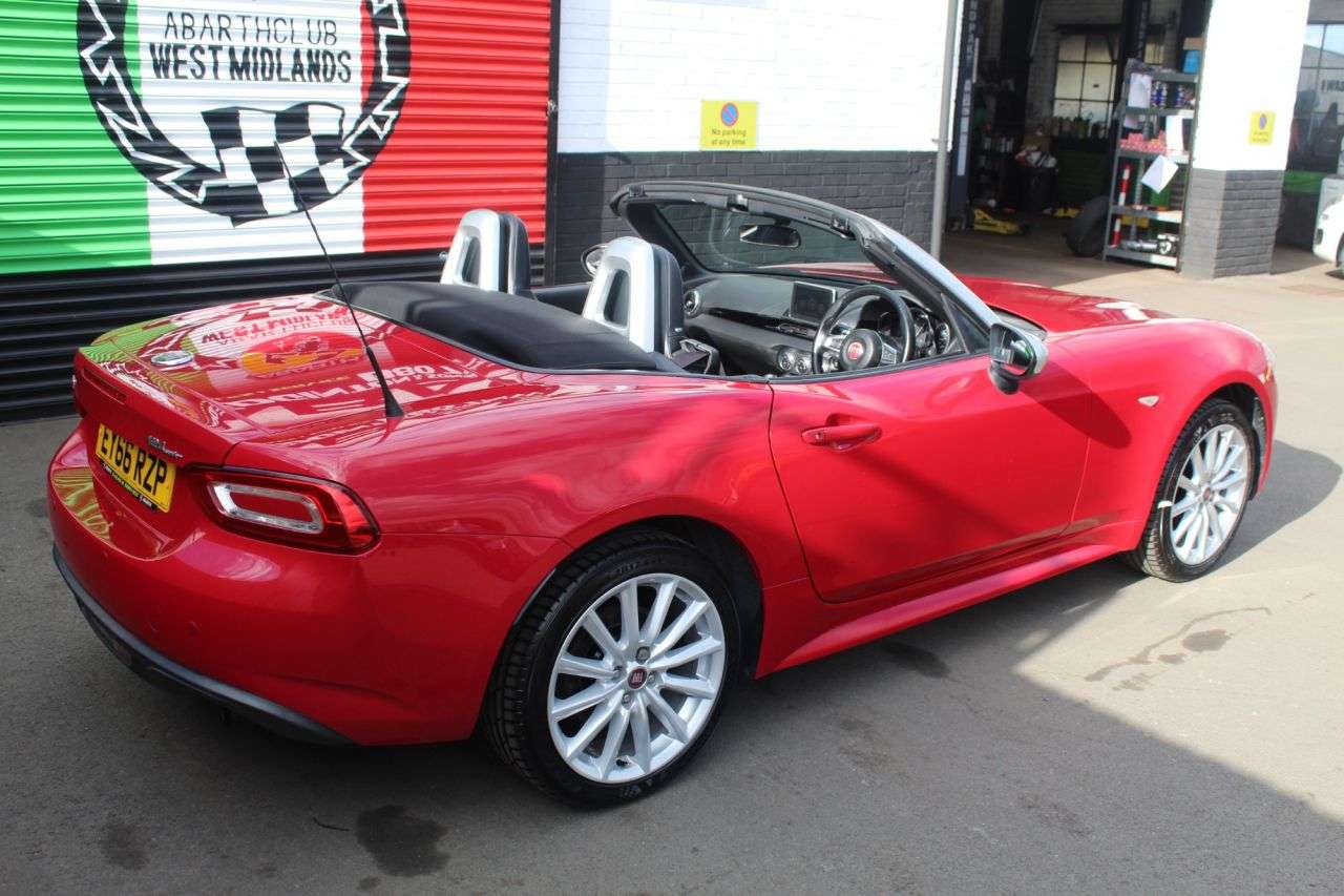2016 FIAT 124 SPIDER 2016 FIAT 124 SPIDER