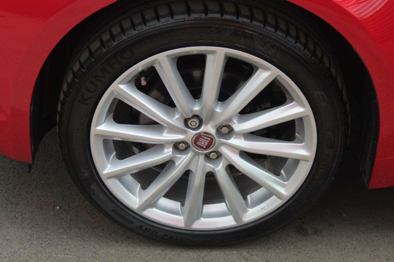 2016 FIAT 124 SPIDER 2016 FIAT 124 SPIDER