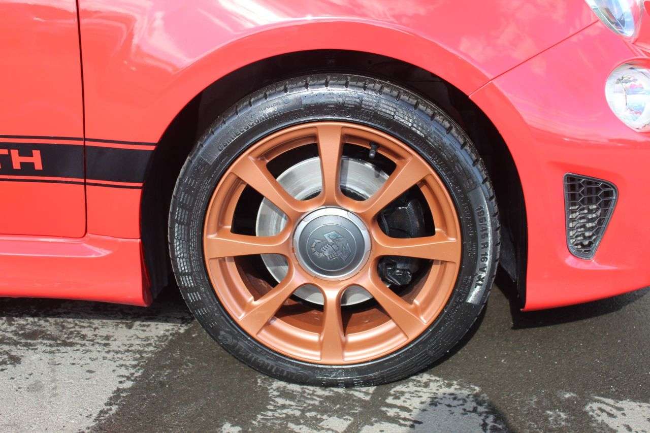 2018 ABARTH 595 2018 ABARTH 595