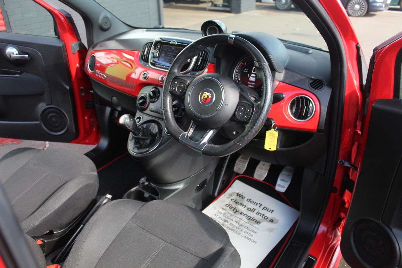 2018 ABARTH 595 2018 ABARTH 595