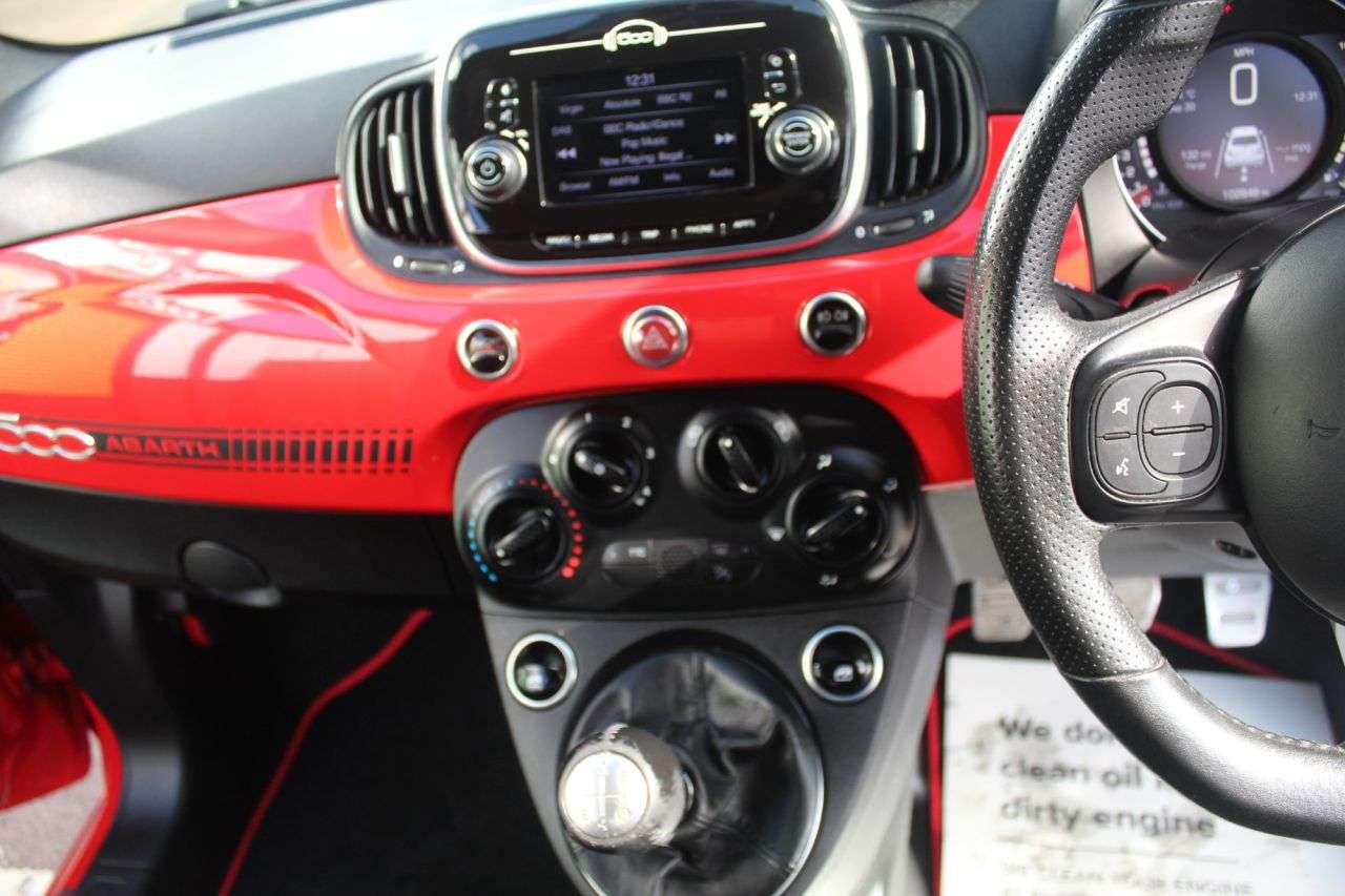 2018 ABARTH 595 2018 ABARTH 595