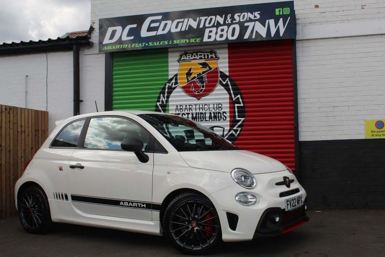 2022 ABARTH 595 2022 ABARTH 595