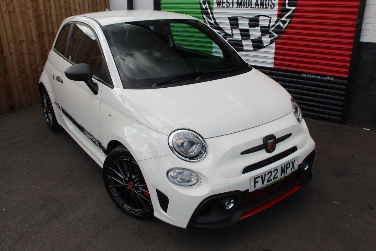 2022 ABARTH 595 2022 ABARTH 595